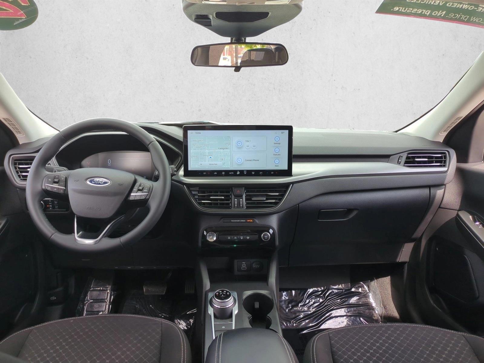 Thumbnail: 2024 Ford Escape - 3