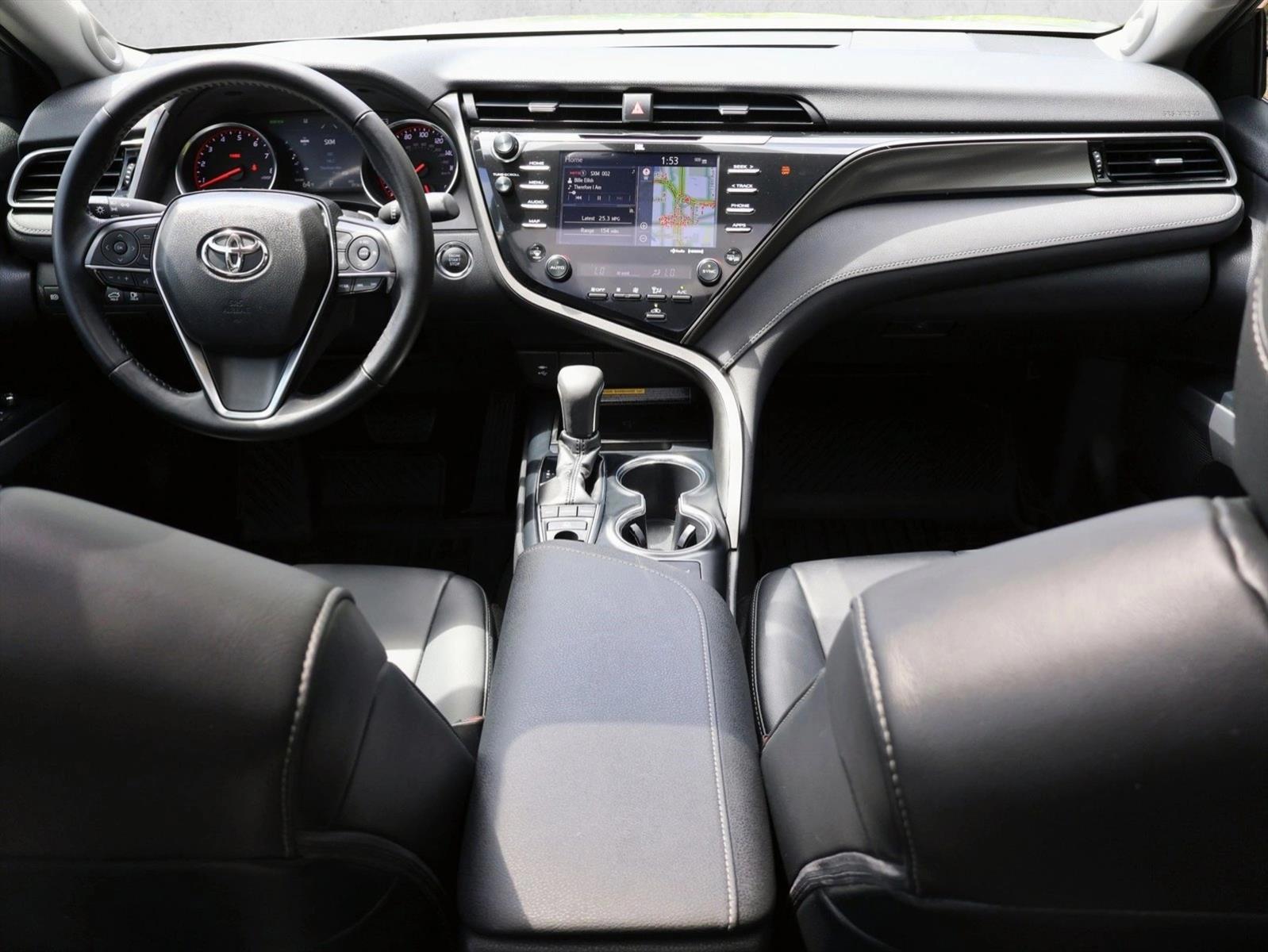 Thumbnail: 2019 Toyota Camry - 4