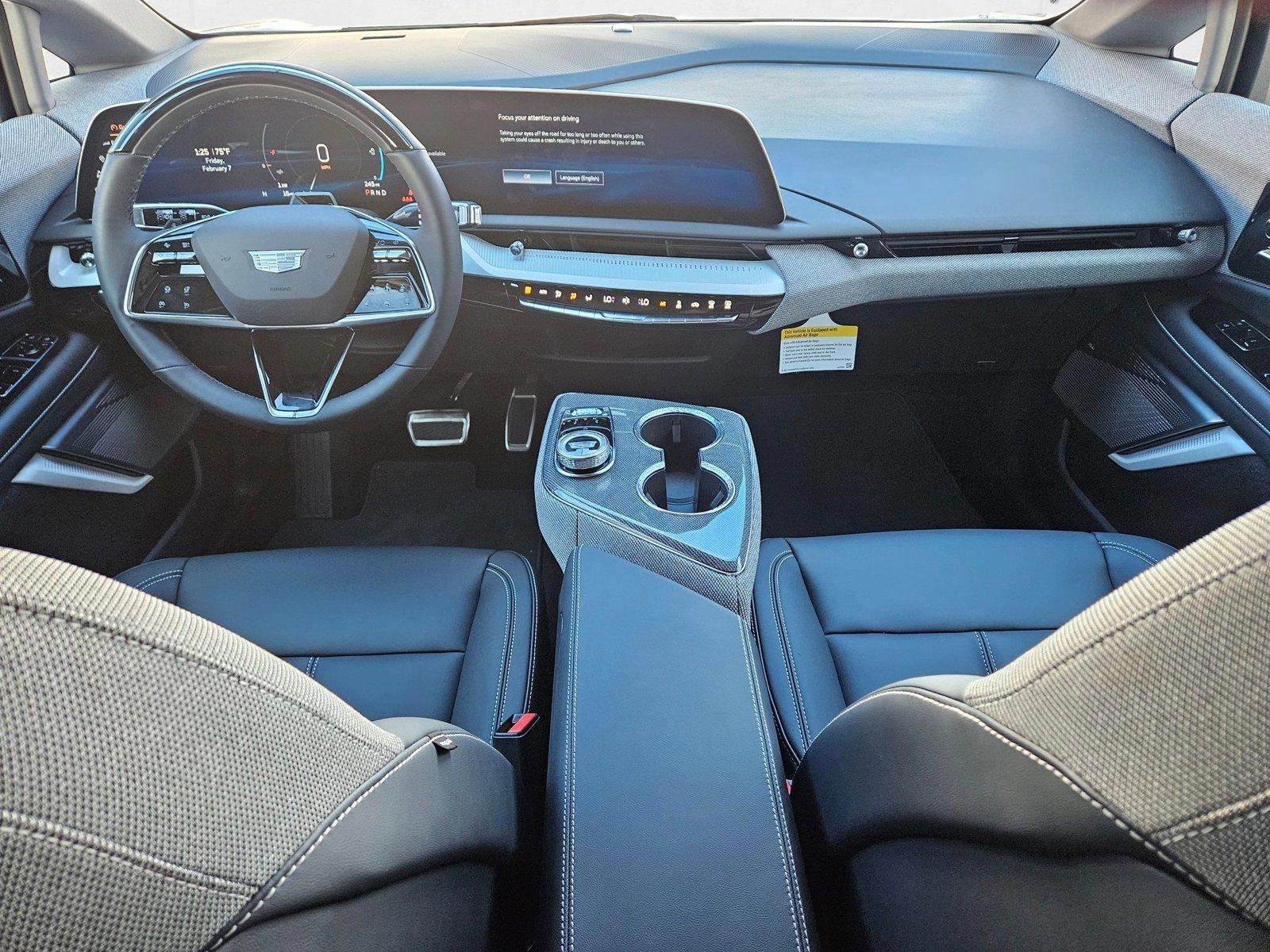 Thumbnail: 2025 Cadillac Optiq - 5