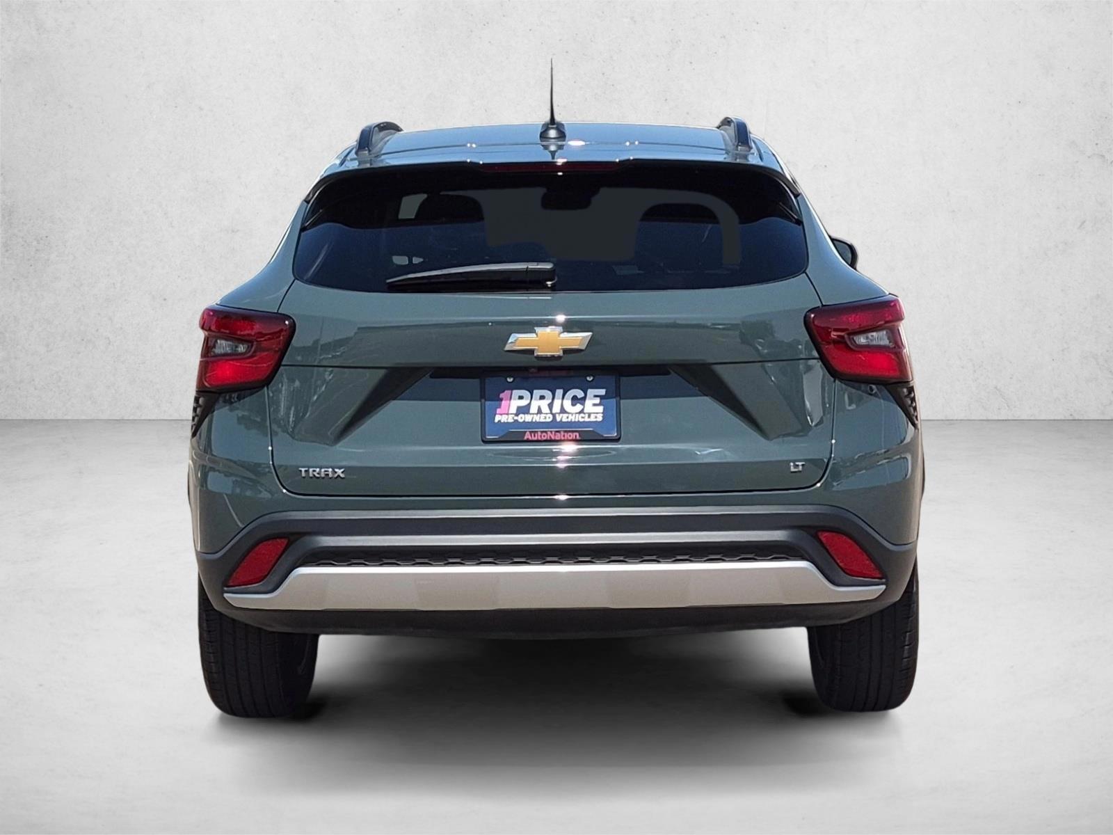 2025 Chevrolet Trax LT - Photo 7