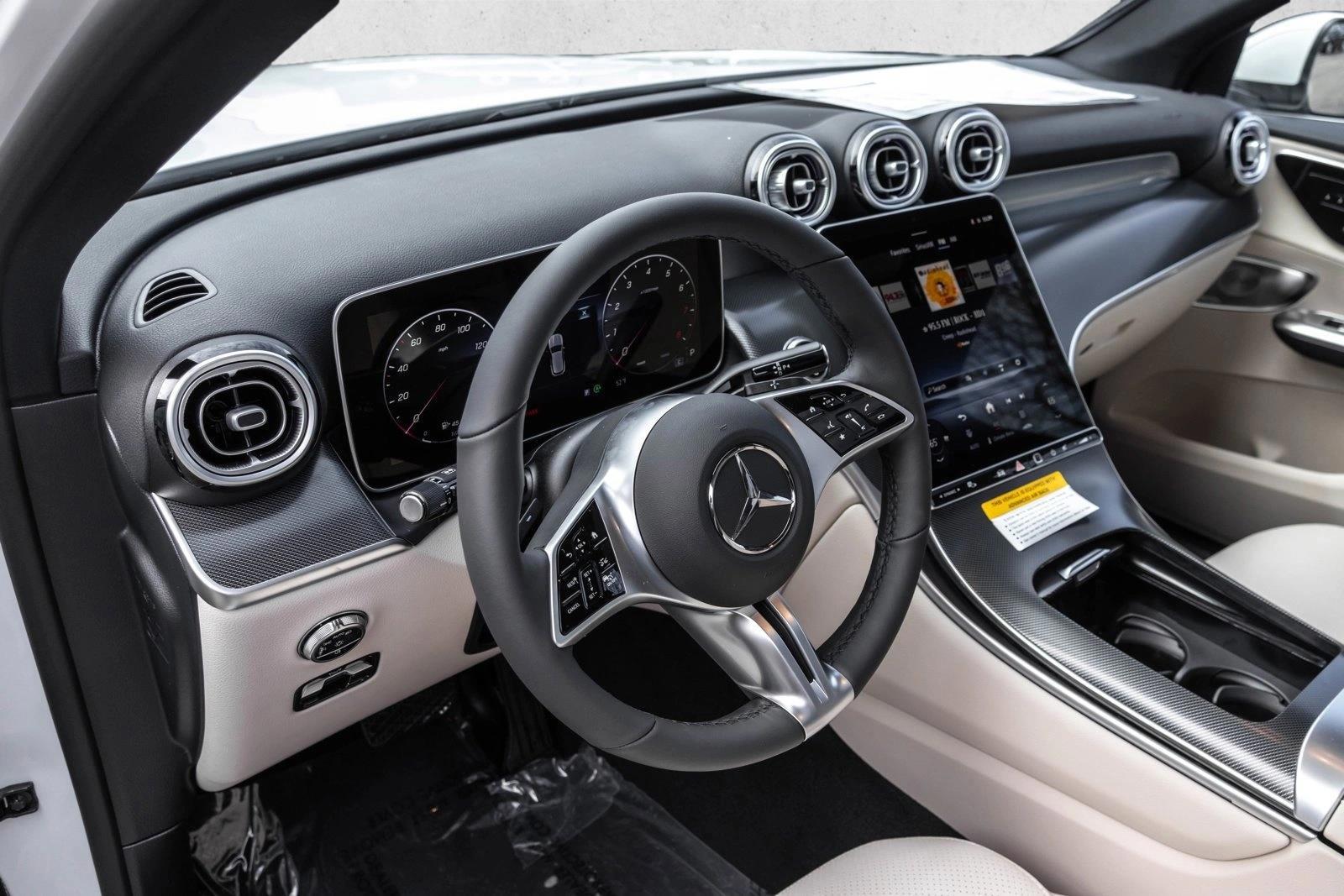 Thumbnail: 2026 Mercedes-Benz GLC - 3