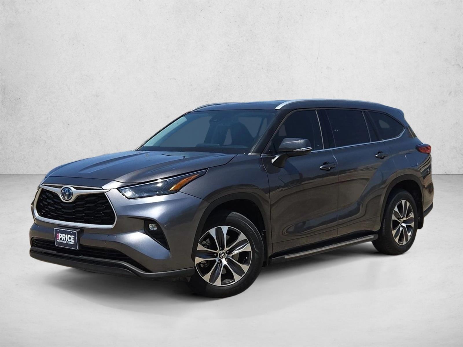 Thumbnail: 2022 Toyota Highlander - 1