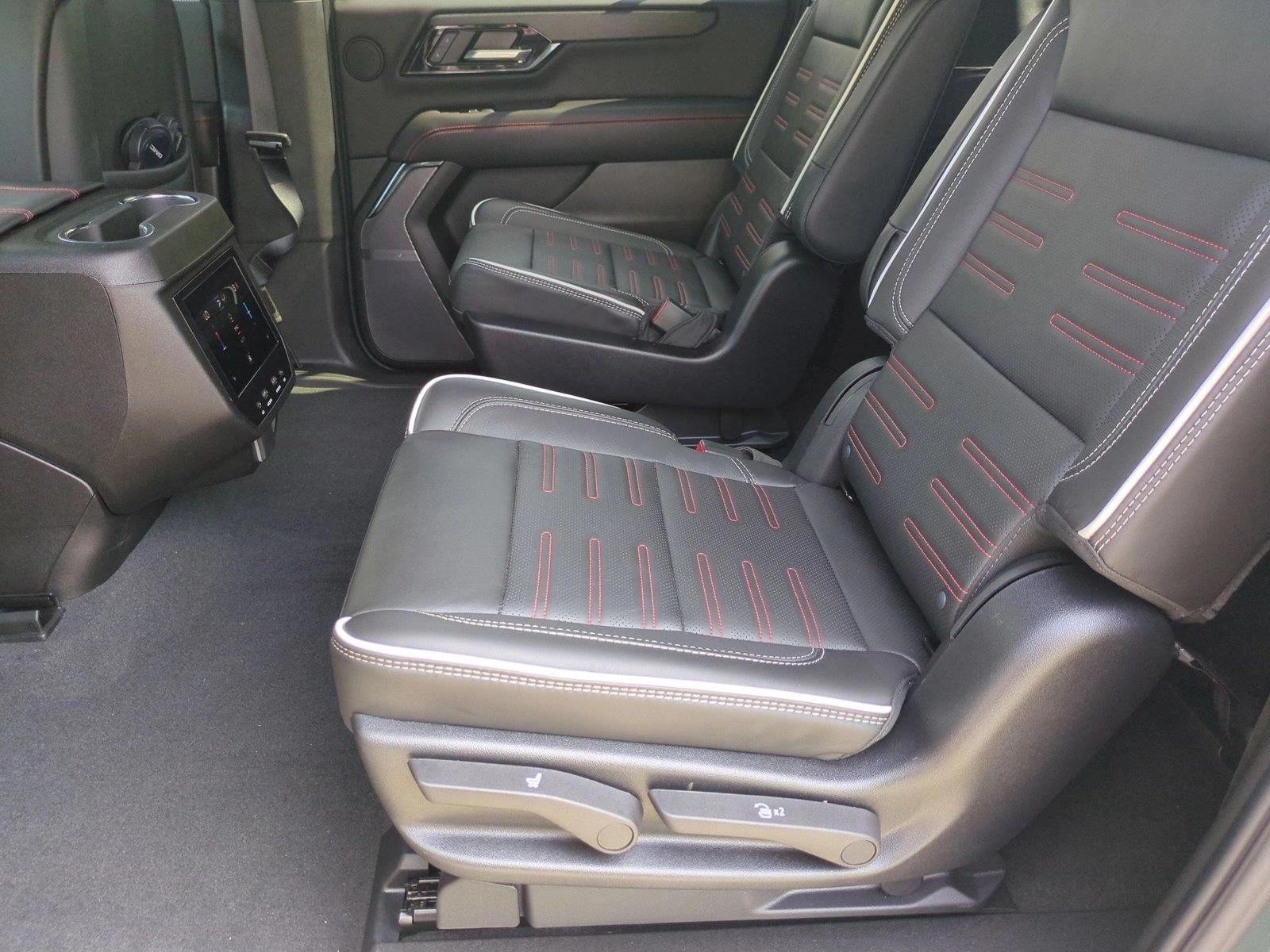 Thumbnail: 2026 GMC Yukon XL - 5