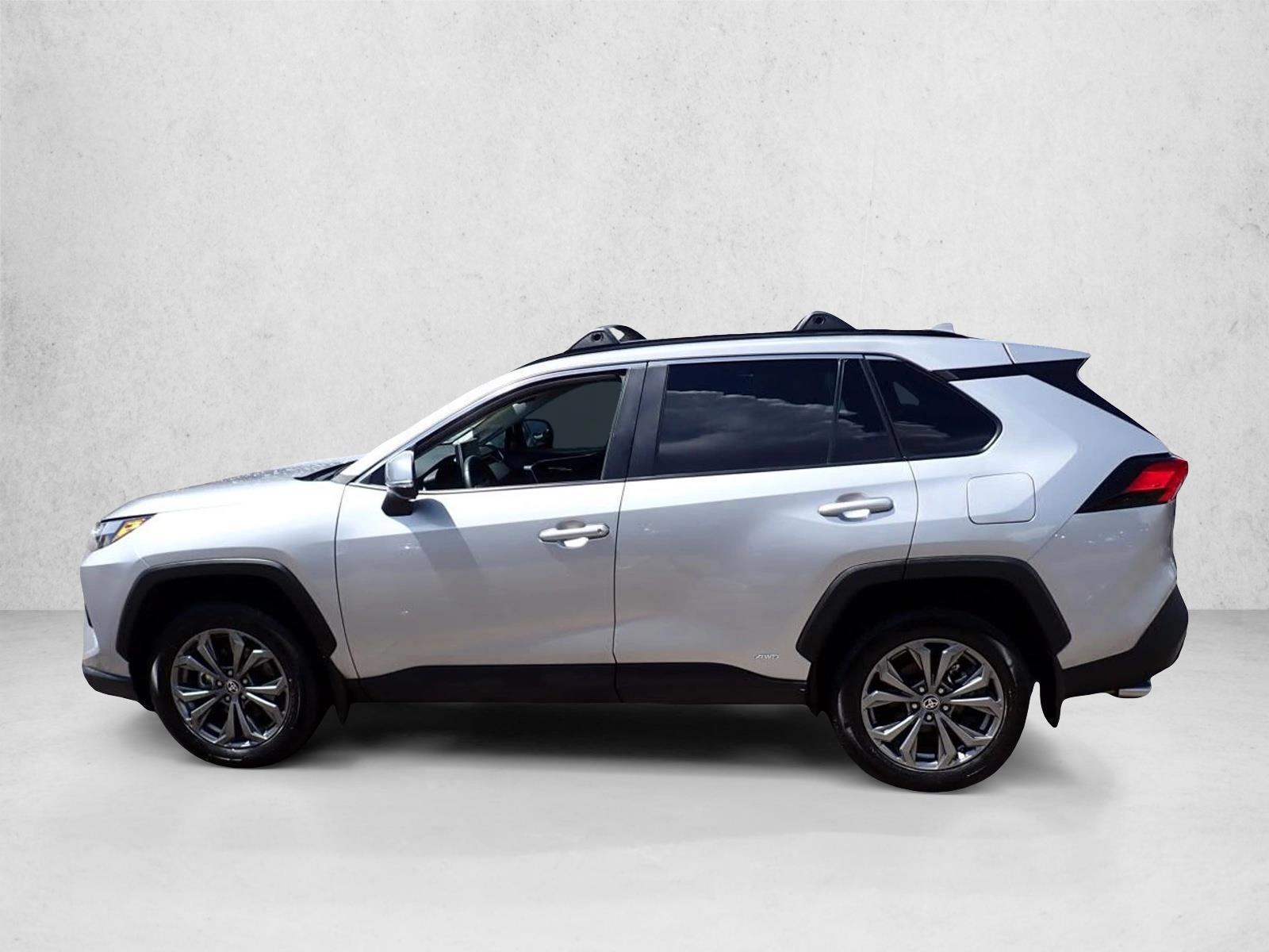 Thumbnail: 2022 Toyota RAV4 - 2