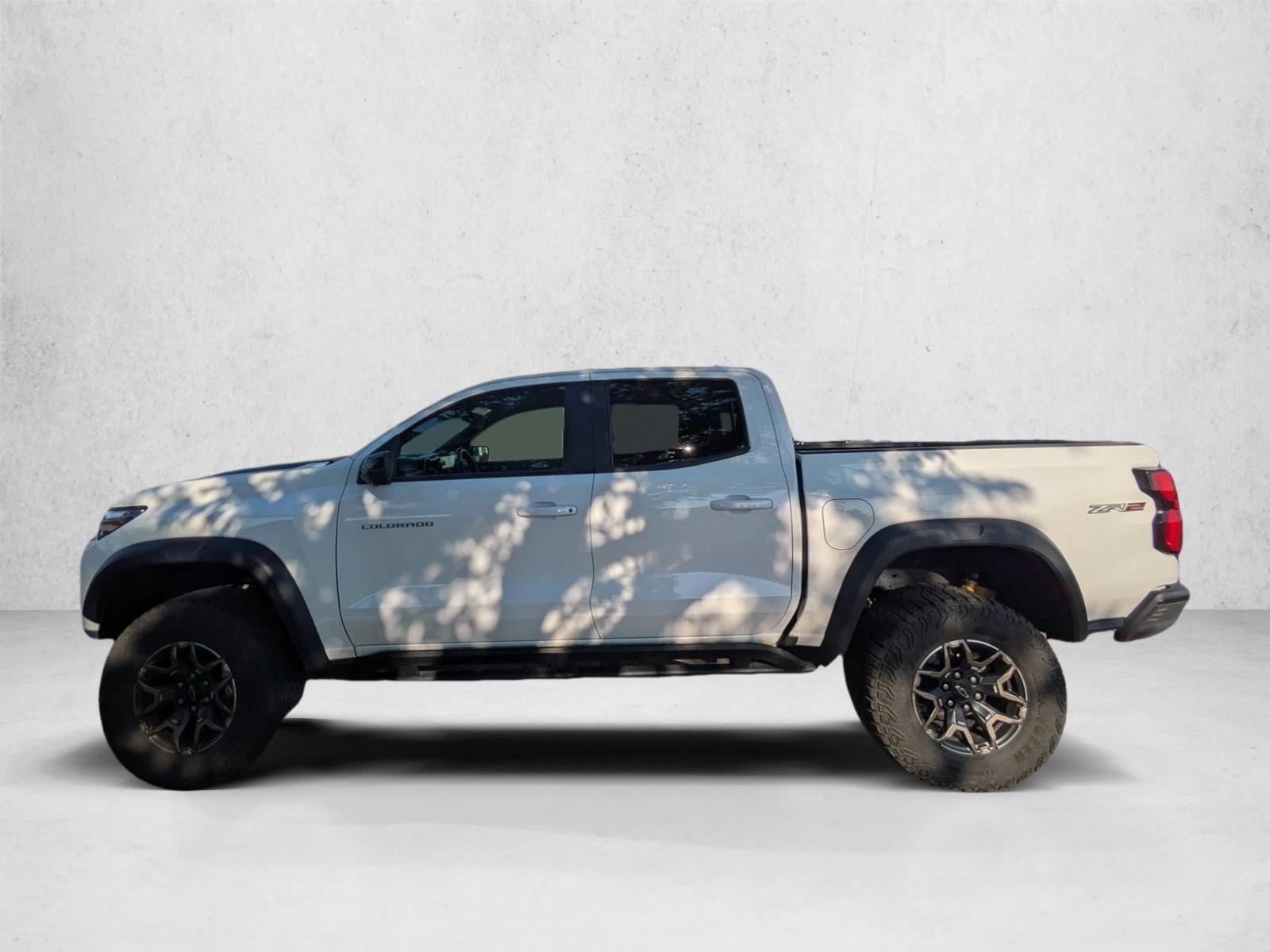 Thumbnail: 2023 Chevrolet Colorado - 2