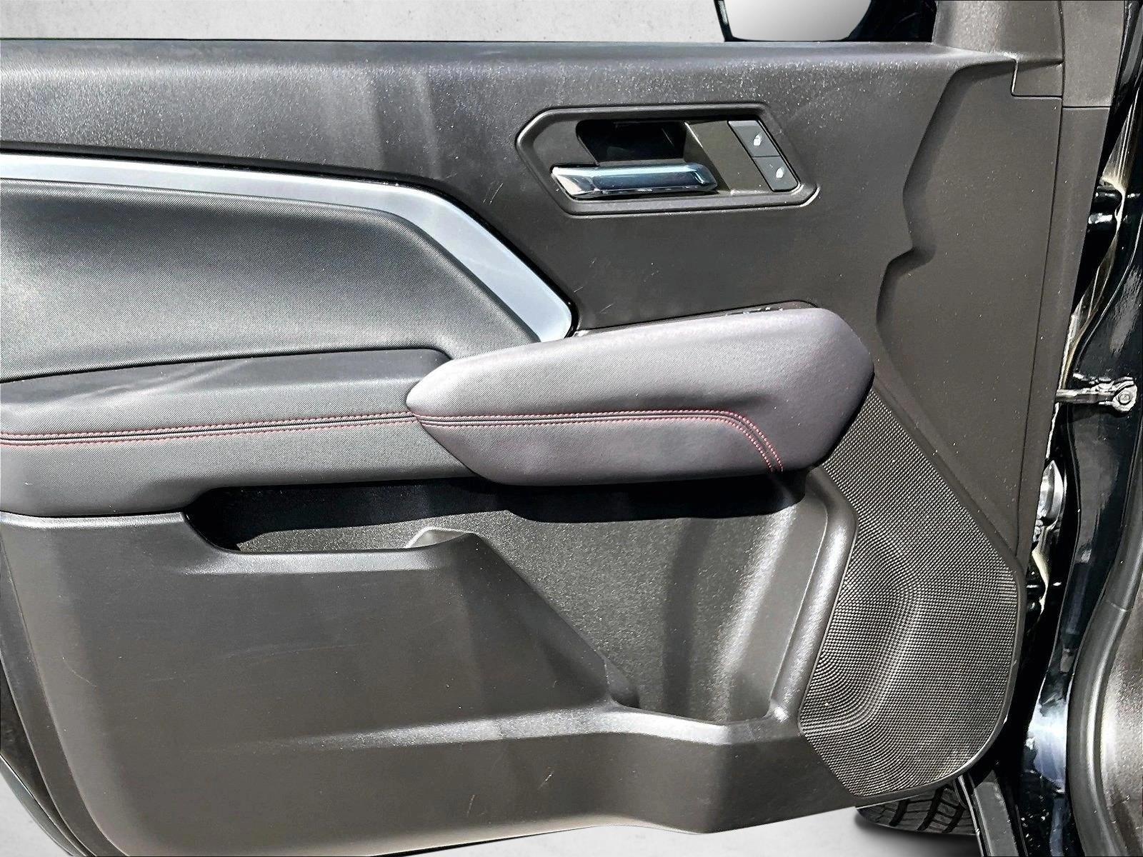2023 Chevrolet Colorado Z71 - Photo 17