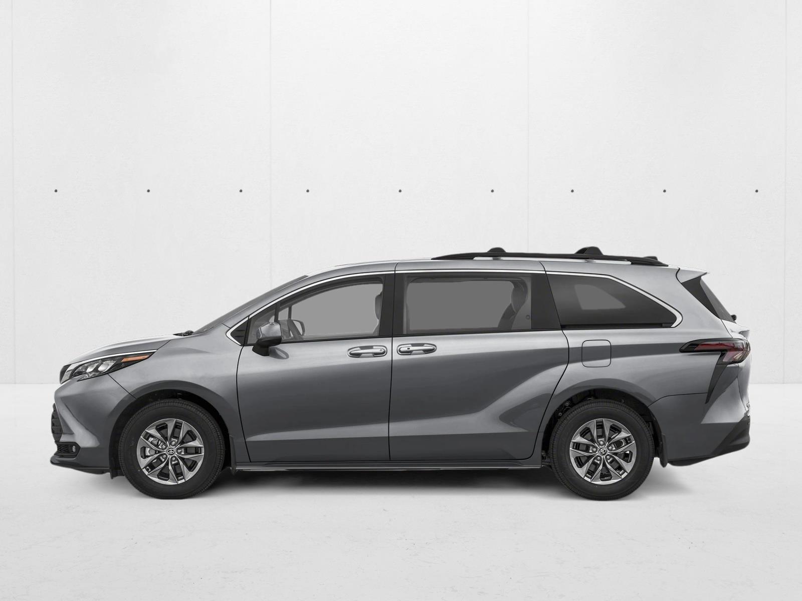 Thumbnail: 2026 Toyota Sienna - 2