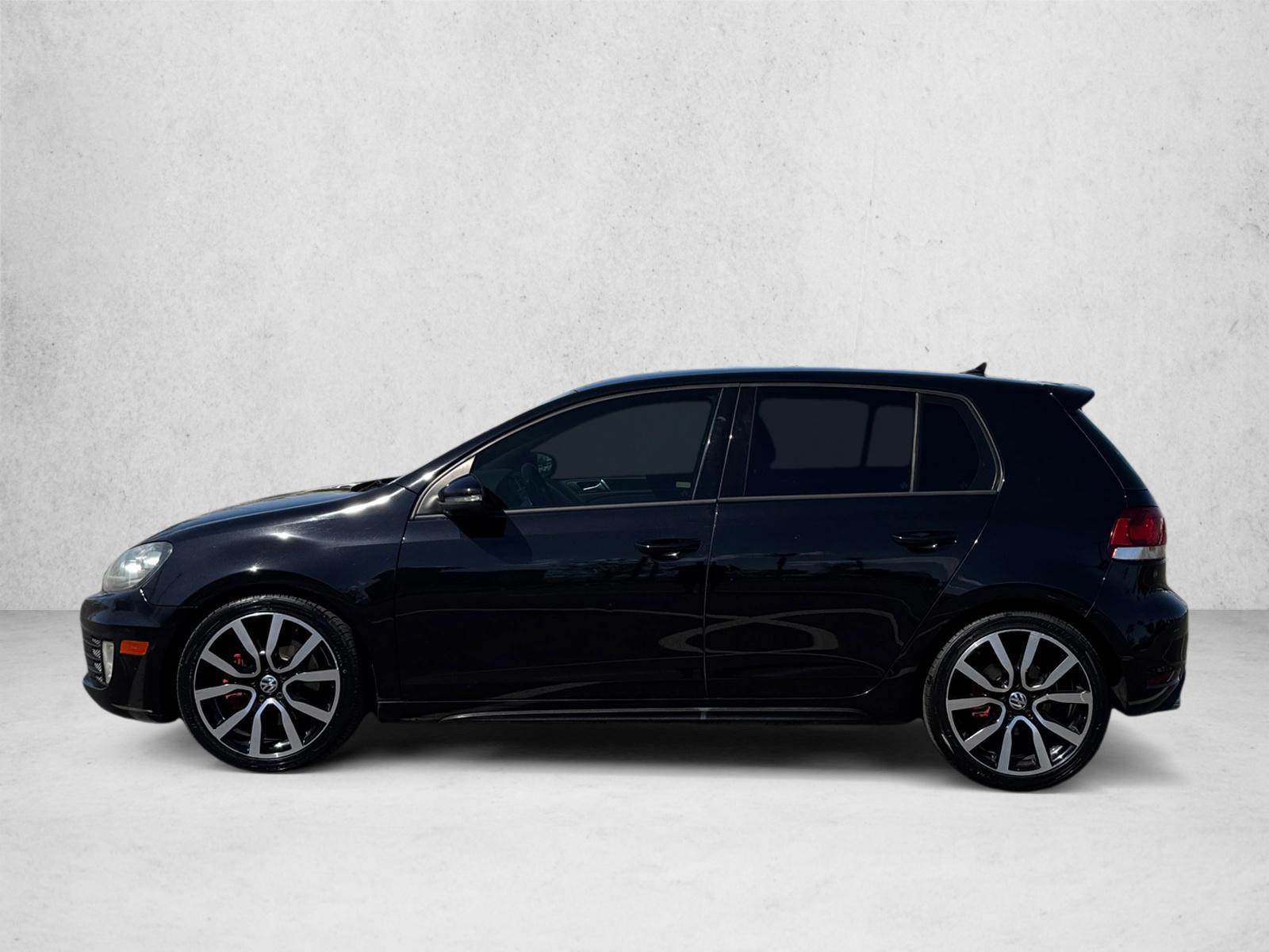 Thumbnail: 2014 Volkswagen Golf - 2