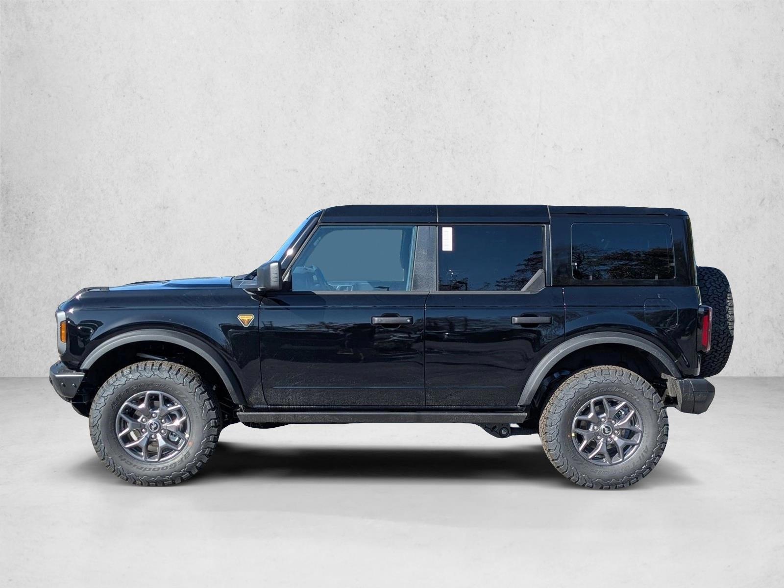 Thumbnail: 2025 Ford Bronco - 2