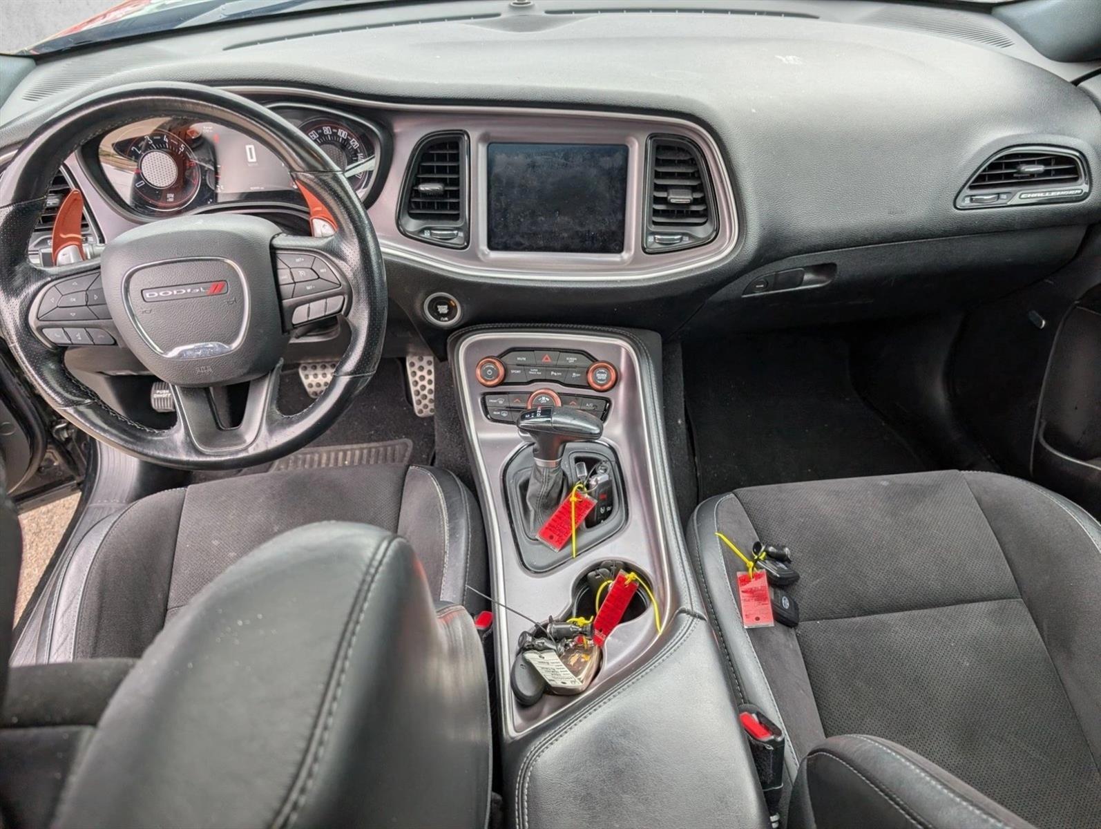 Thumbnail: 2019 Dodge Challenger - 3