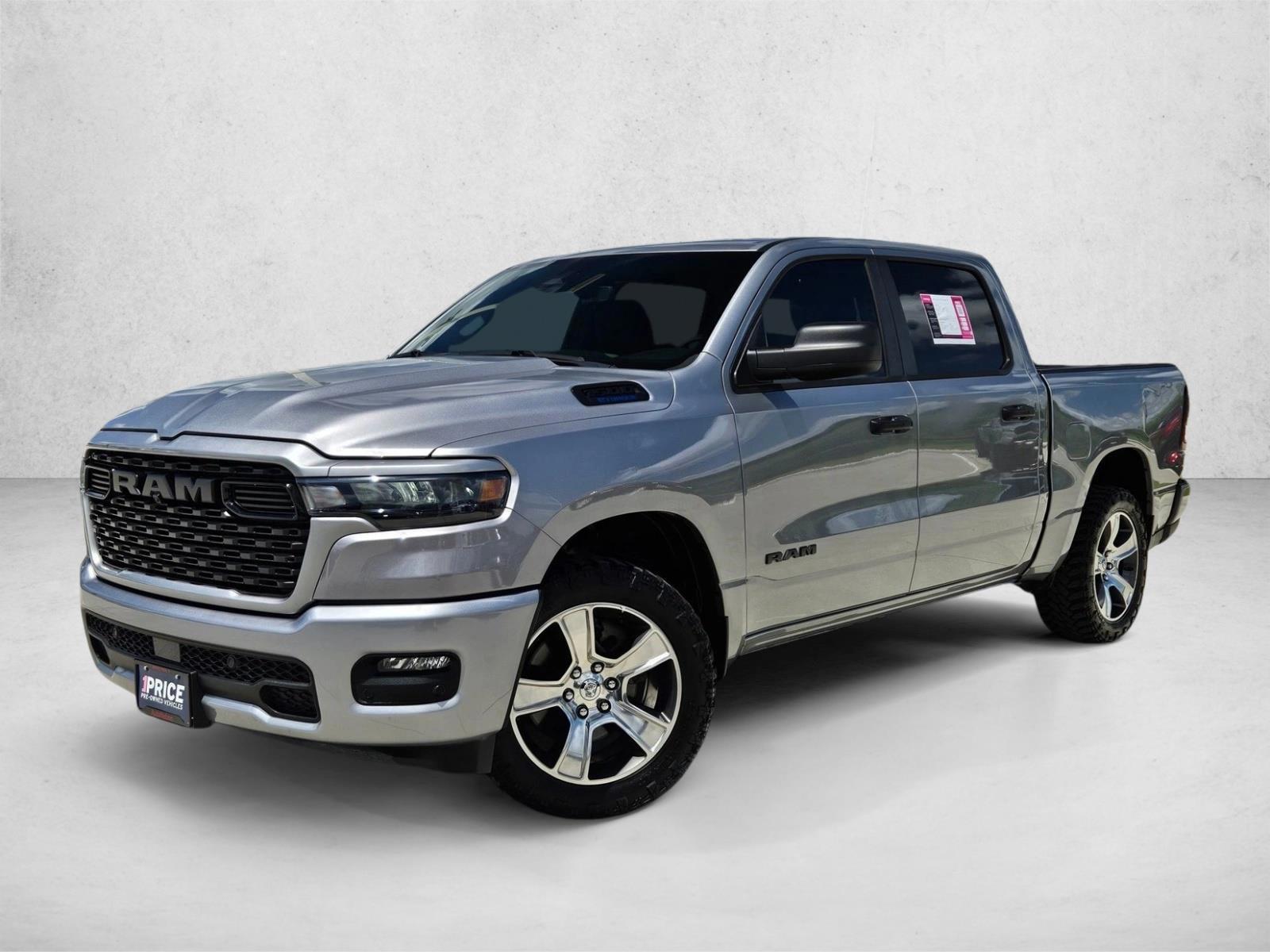 Thumbnail: 2025 RAM 1500 - 1