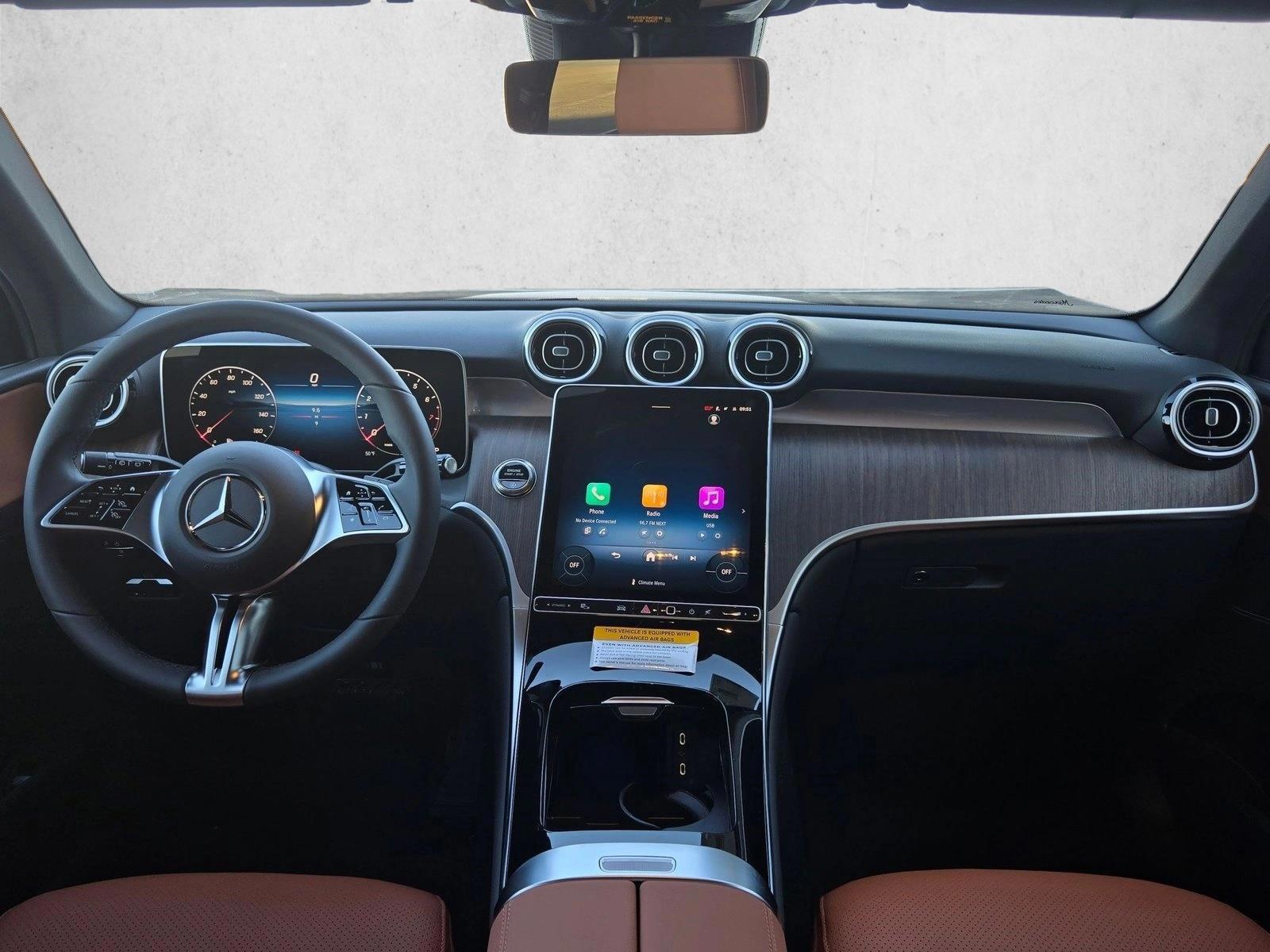Thumbnail: 2026 Mercedes-Benz GLC - 3
