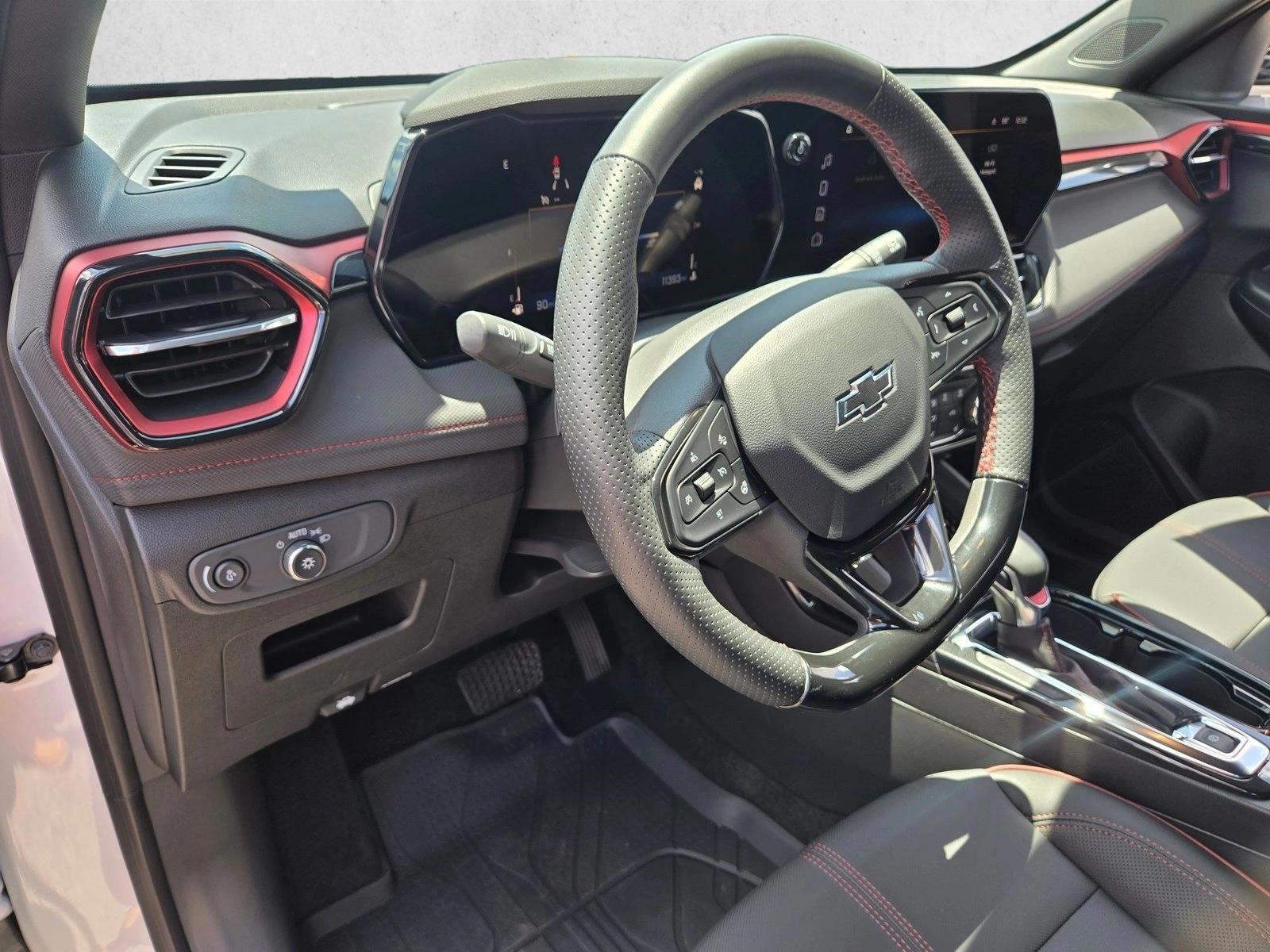 Thumbnail: 2026 Chevrolet TrailBlazer - 3