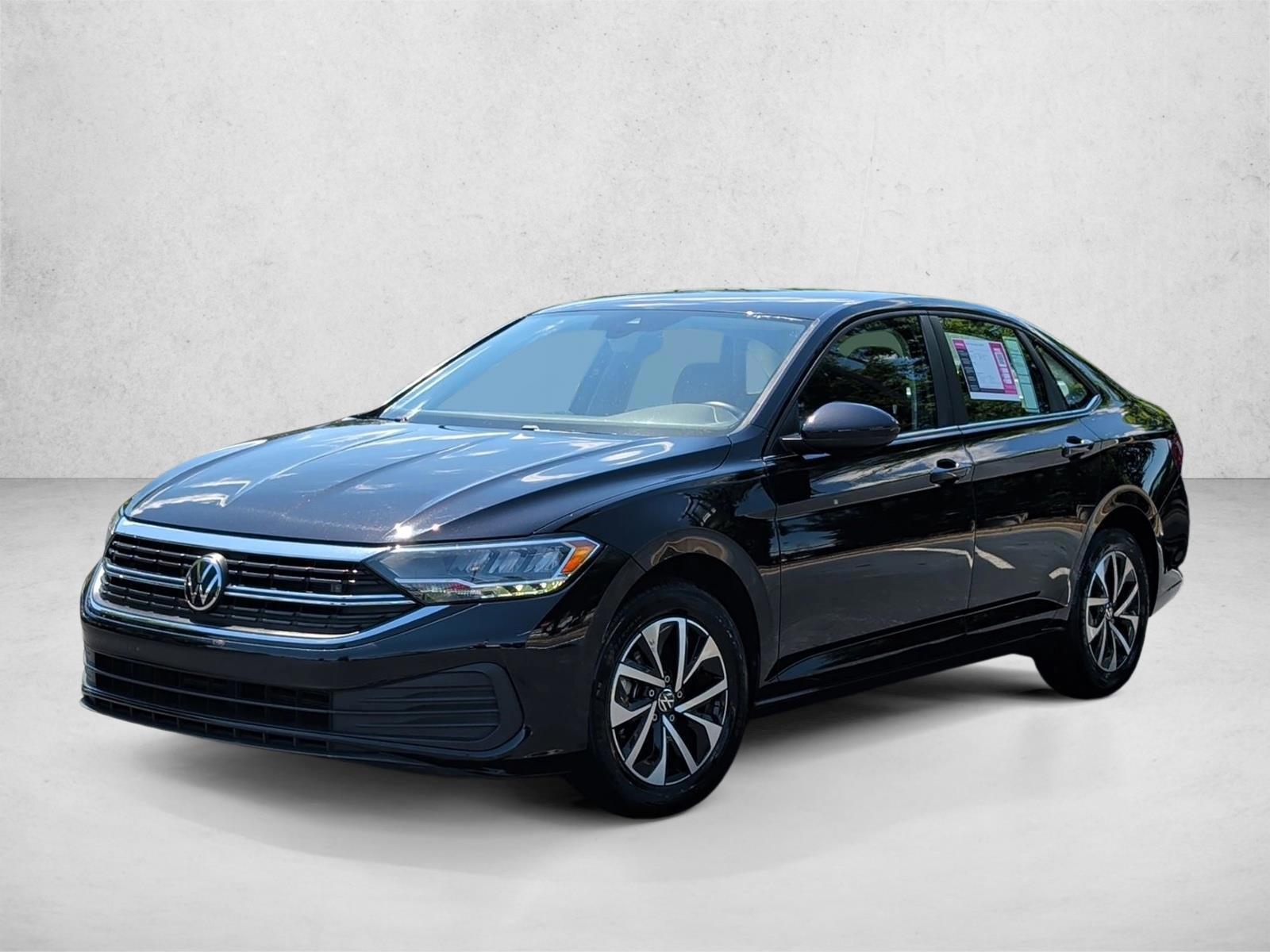 Thumbnail: 2024 Volkswagen Jetta - 1
