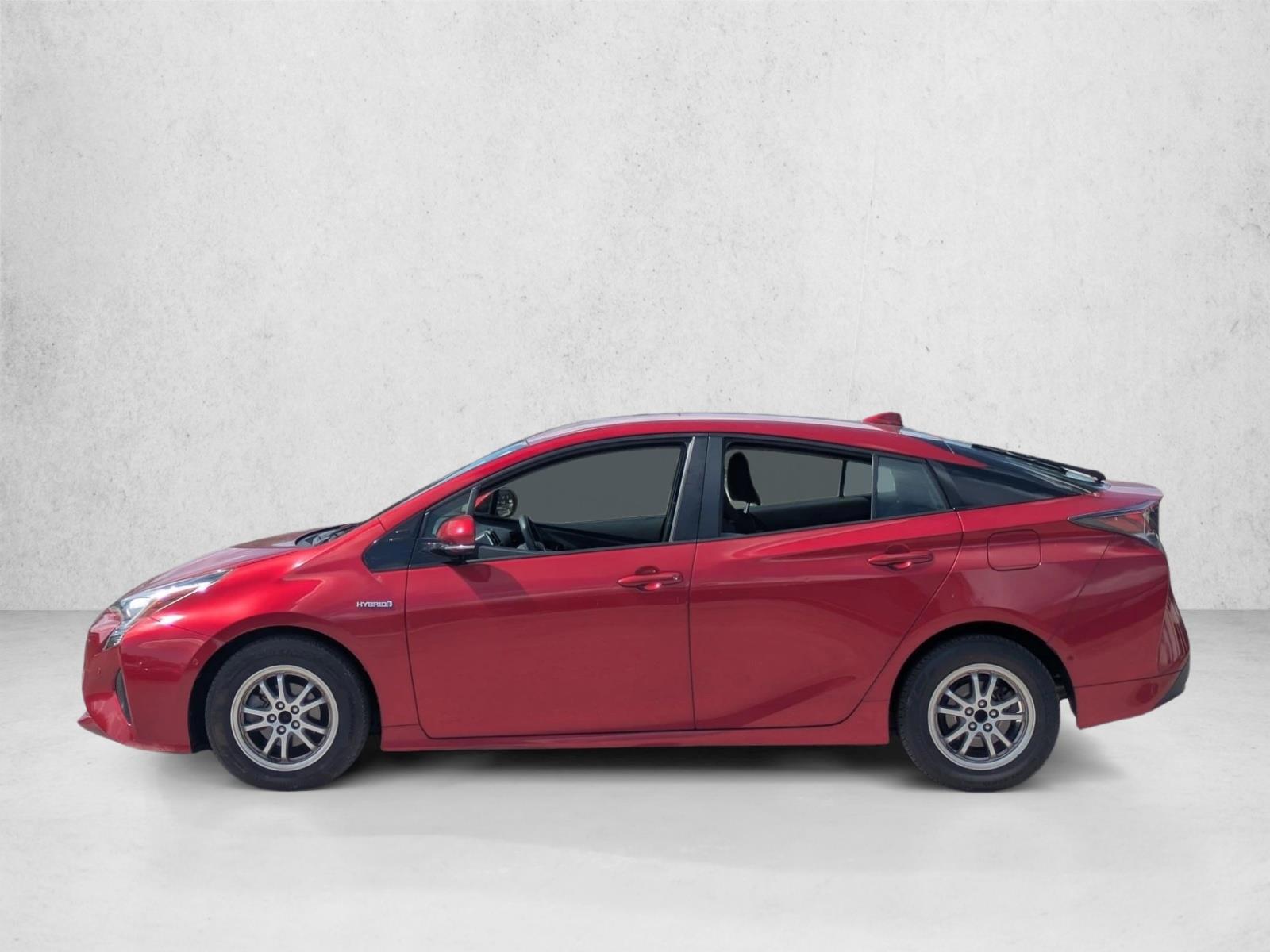 Thumbnail: 2018 Toyota Prius - 2