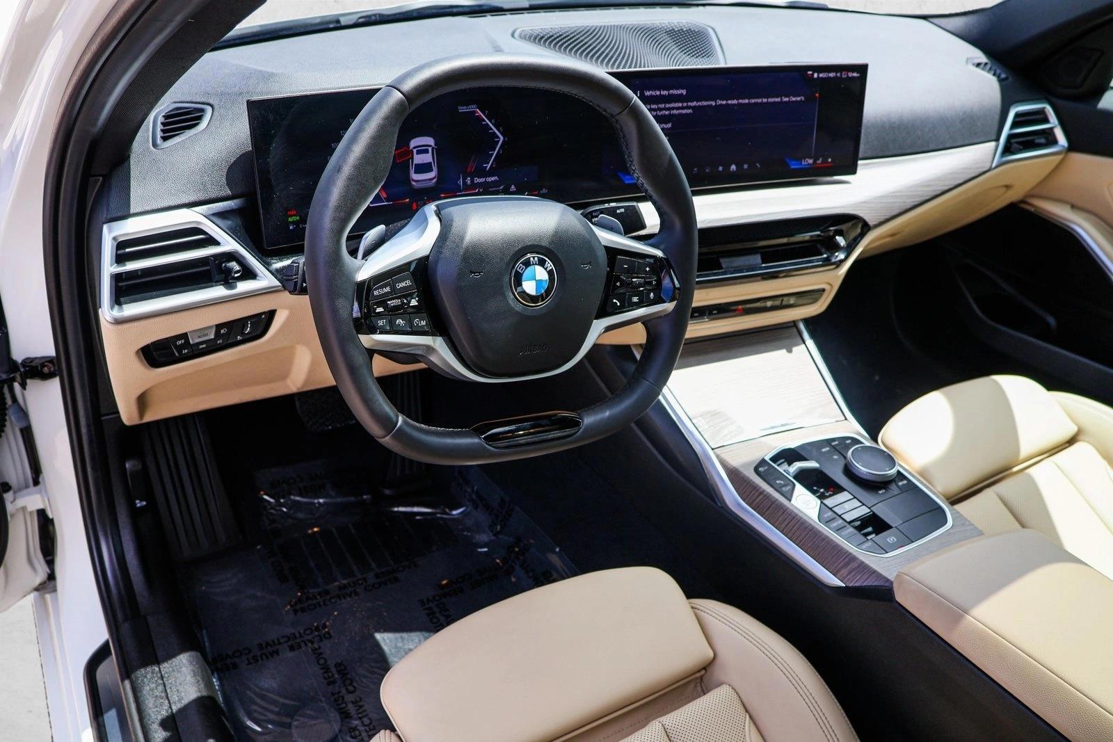 Thumbnail: 2026 BMW 3 Series - 3
