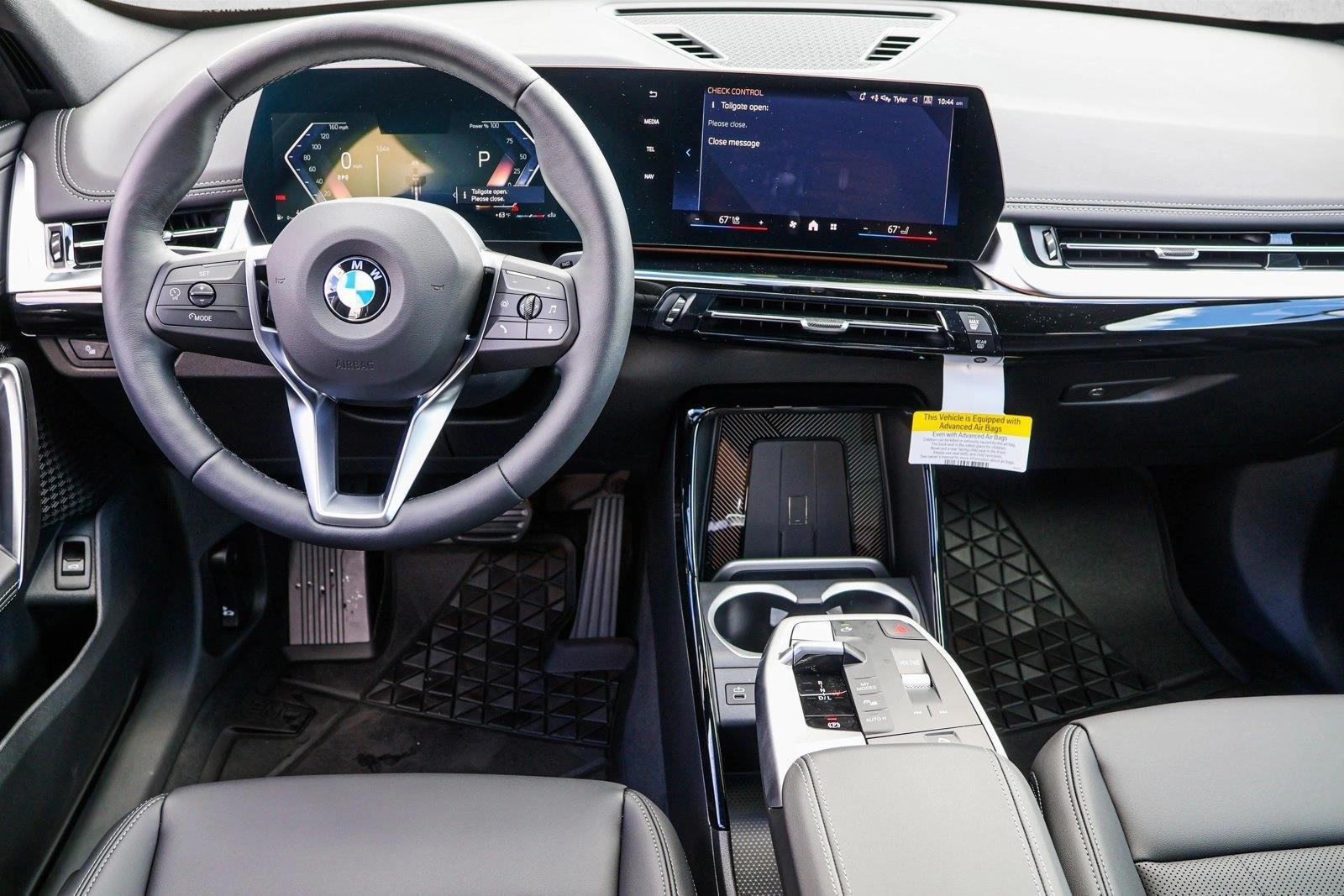 Thumbnail: 2026 BMW X1 - 4