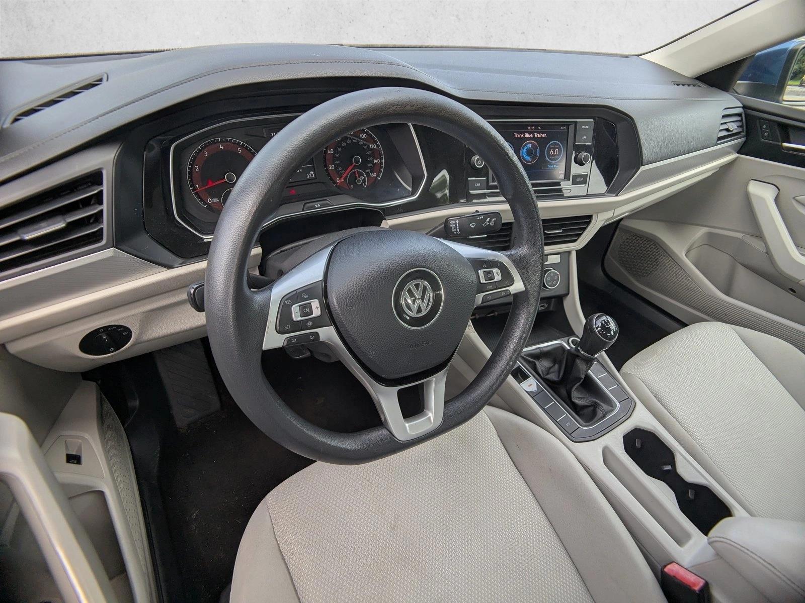 Thumbnail: 2019 Volkswagen Jetta - 3
