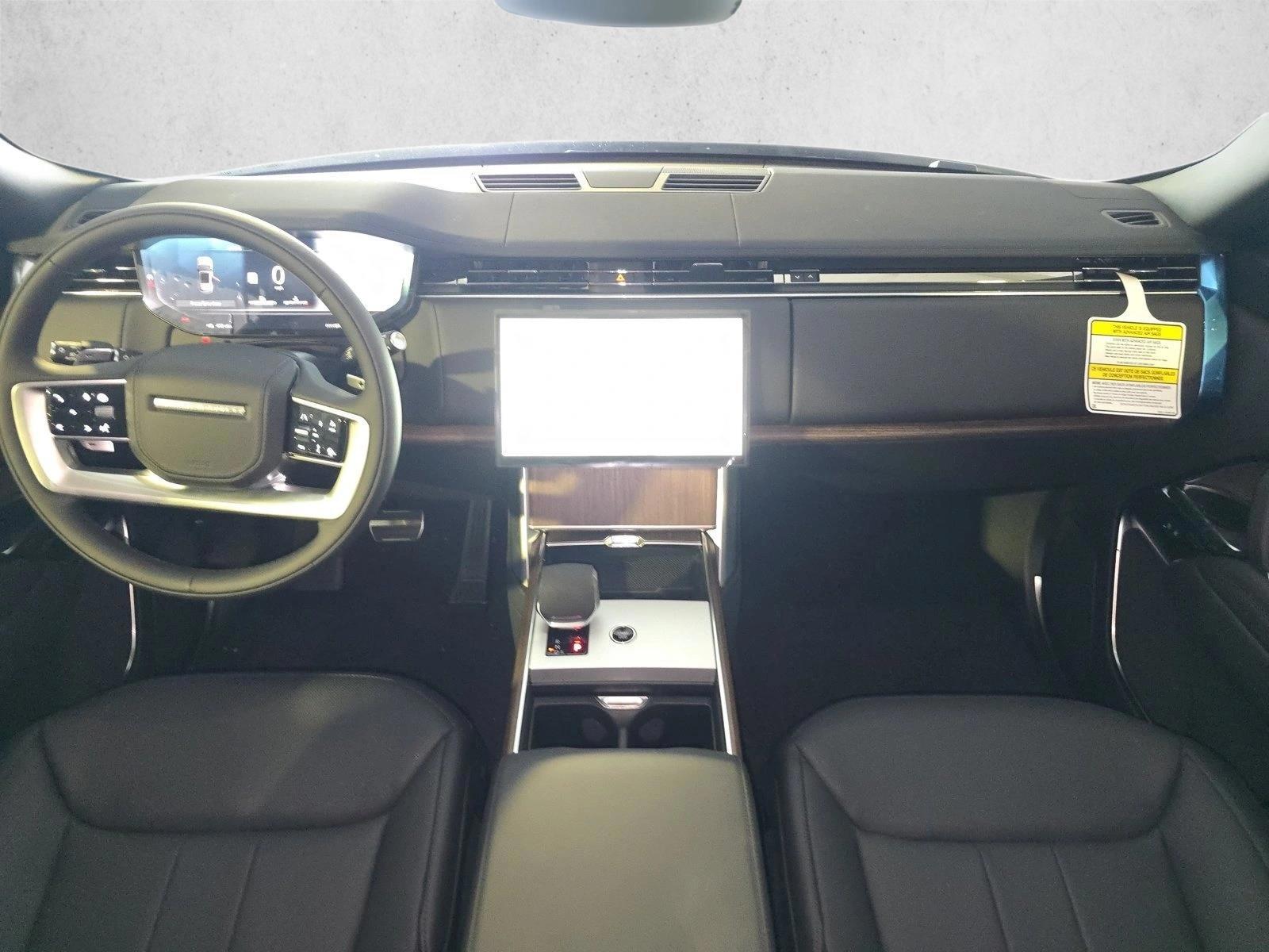Thumbnail: 2026 Land Rover Range Rover - 3