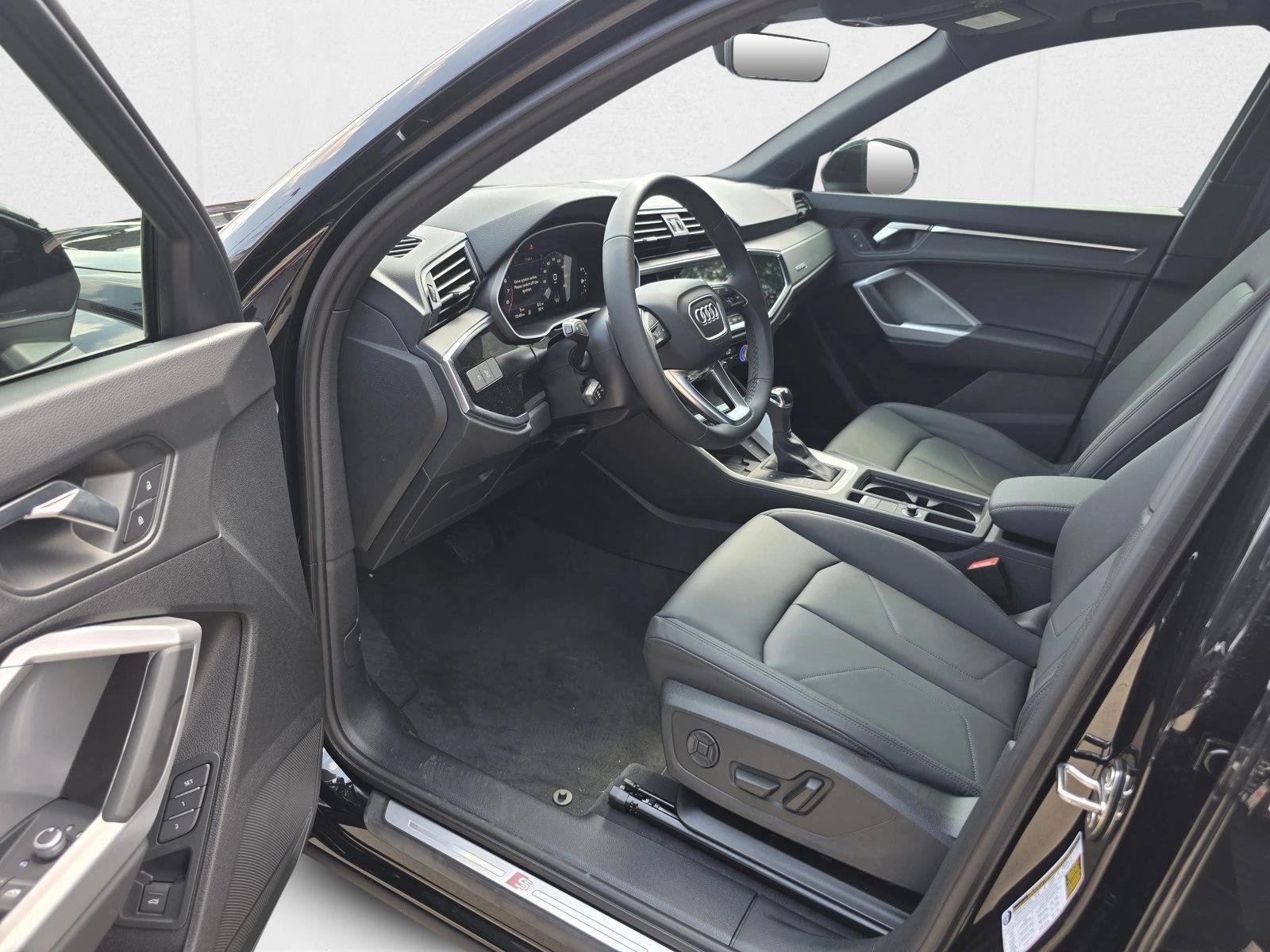 2025 Audi Q3 S Line Premium - Photo 14