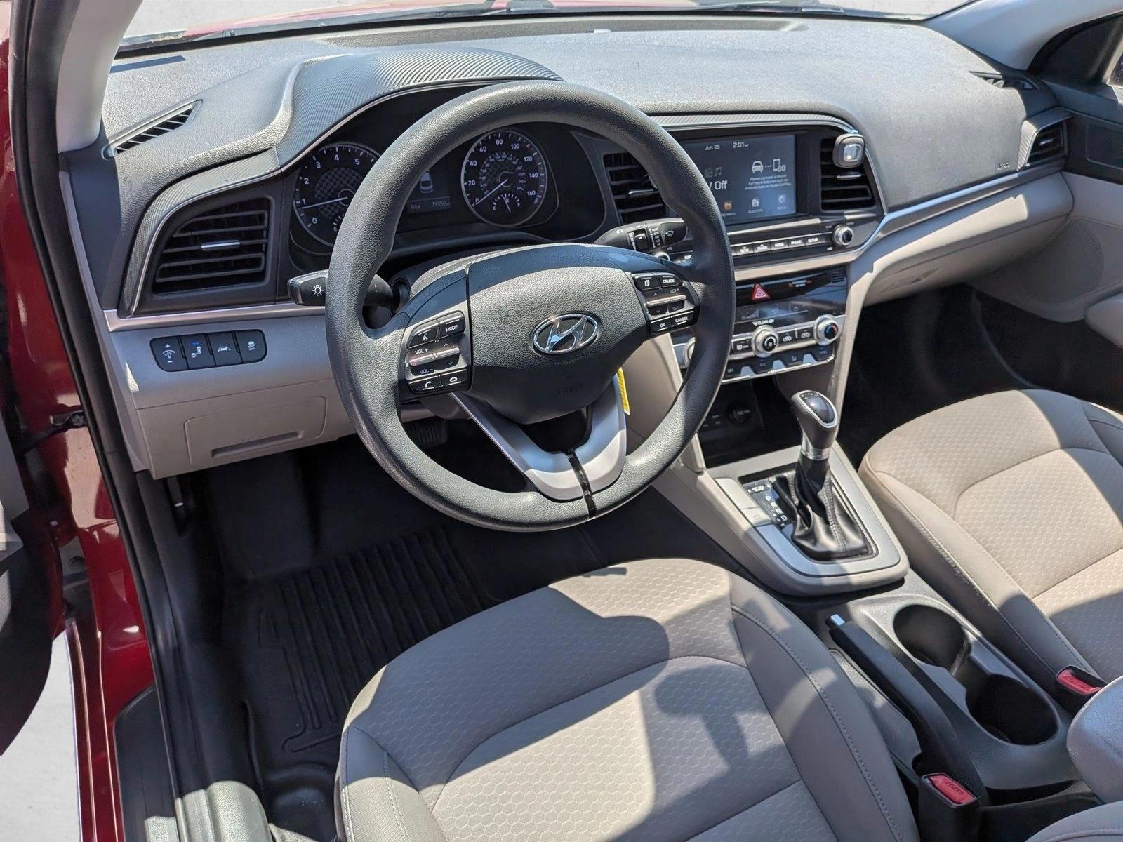 Thumbnail: 2020 Hyundai Elantra - 3