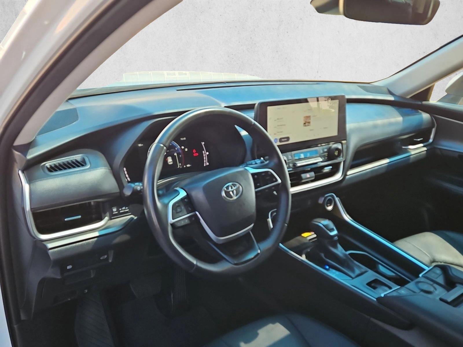 Thumbnail: 2025 Toyota Grand Highlander - 3