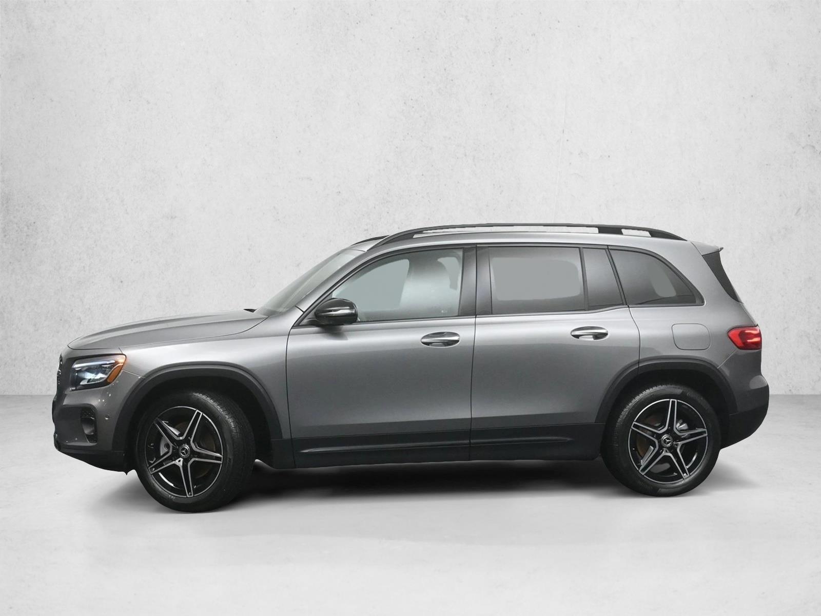 Thumbnail: 2026 Mercedes-Benz GLB - 2