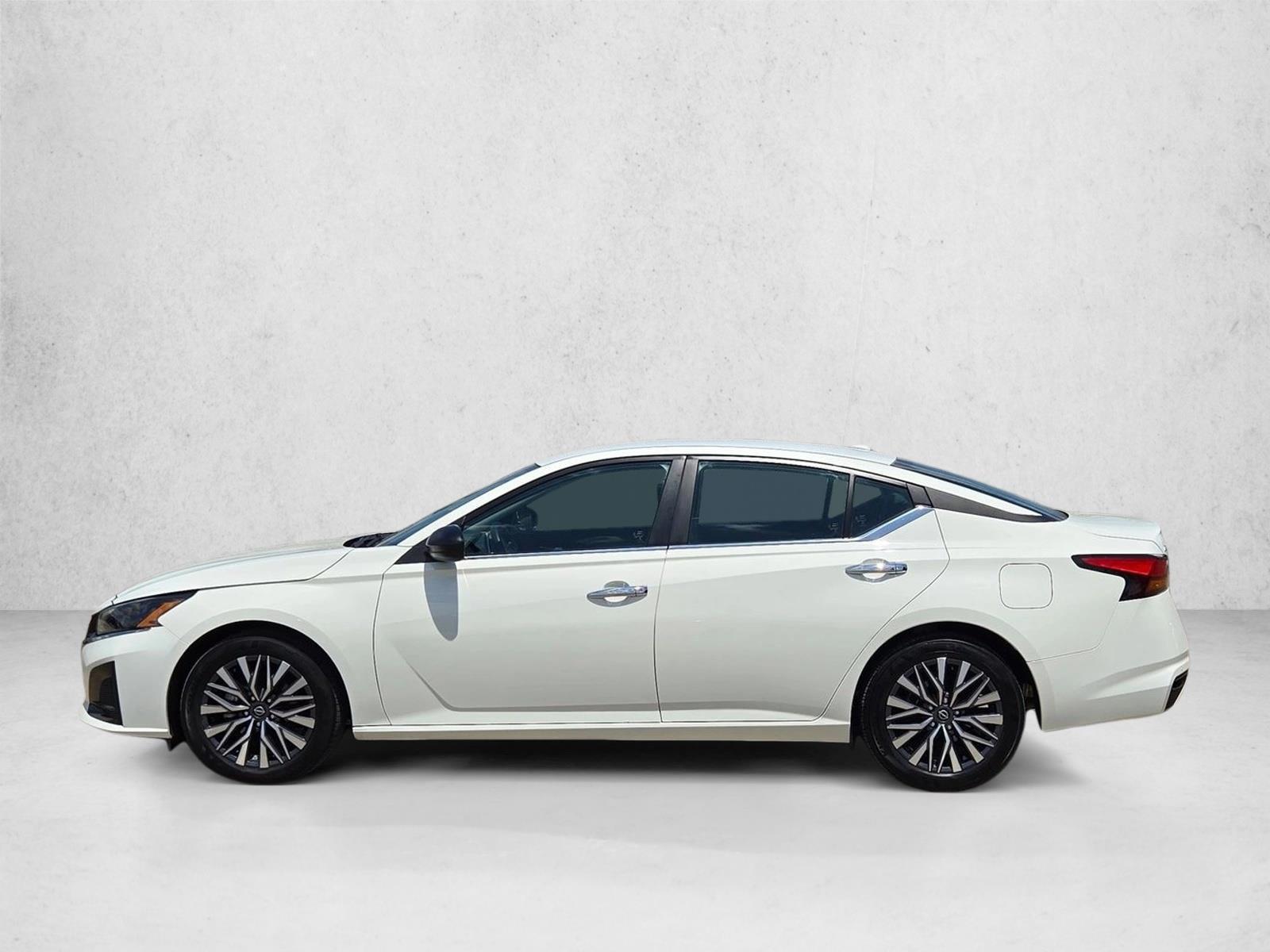 Thumbnail: 2025 Nissan Altima - 2