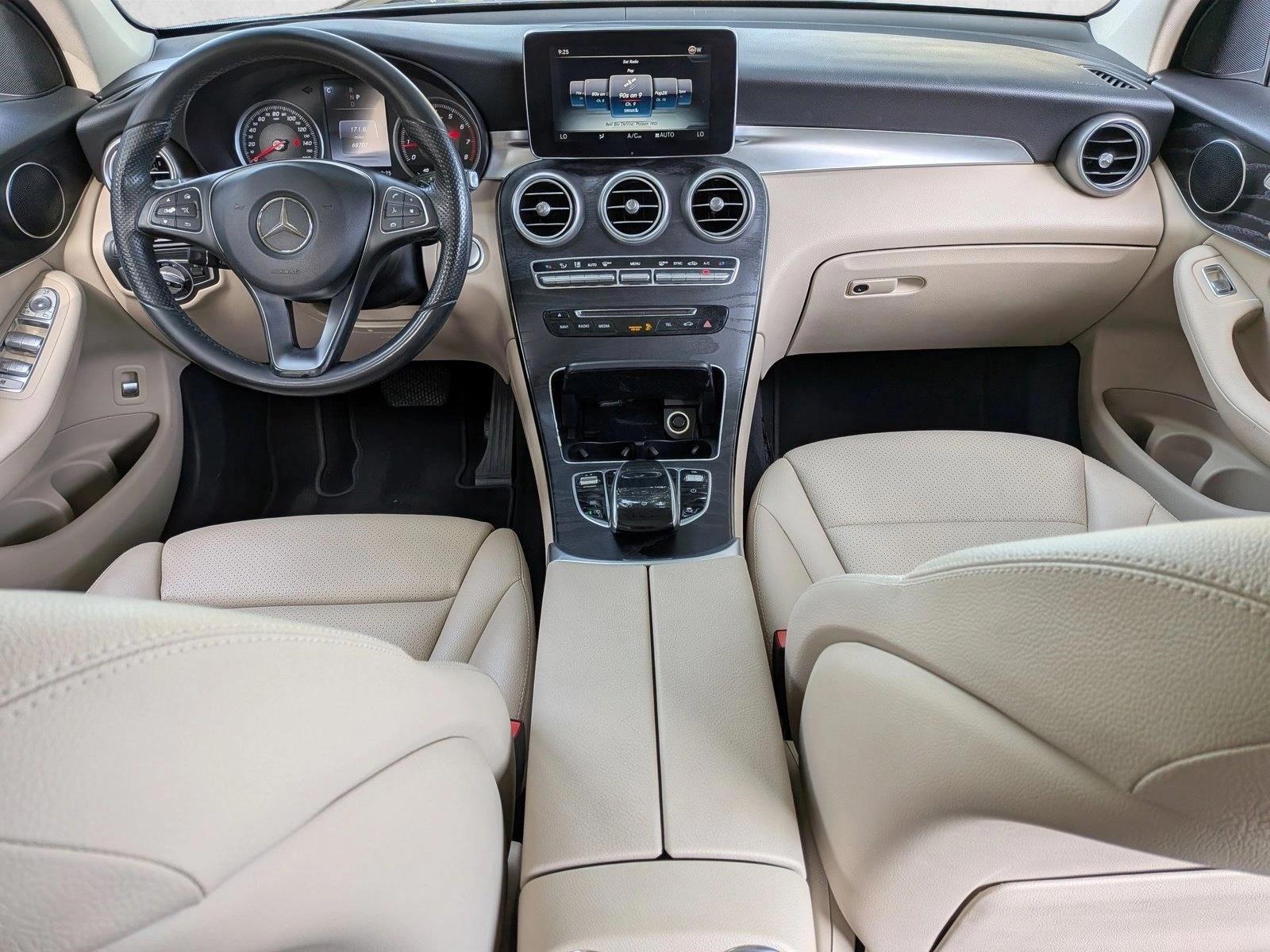 Thumbnail: 2016 Mercedes-Benz GLC - 3