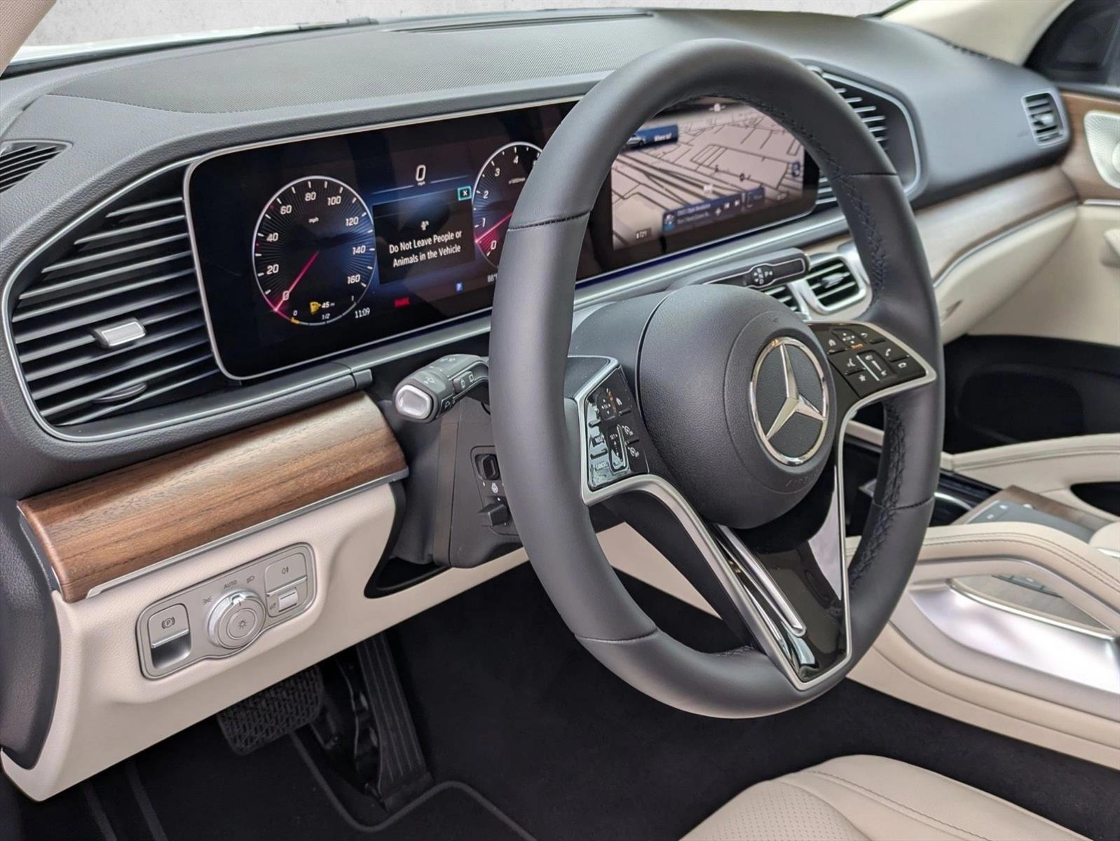 Thumbnail: 2026 Mercedes-Benz GLE - 3