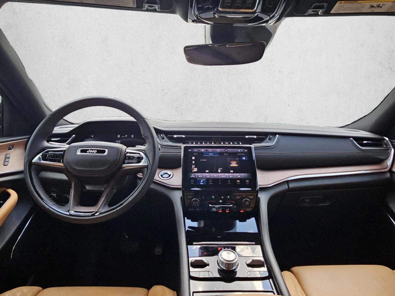 Thumbnail: 2024 Jeep Grand Cherokee - 4