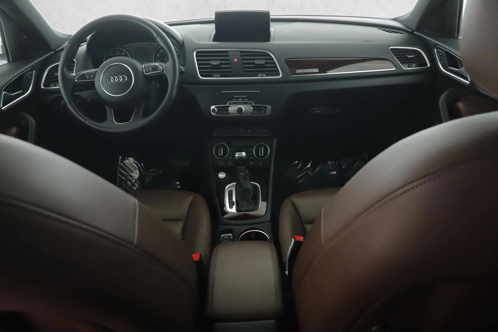 Thumbnail: 2017 Audi Q3 - 3