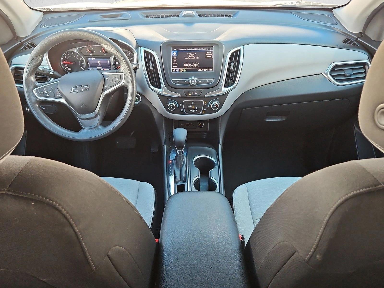 Thumbnail: 2022 Chevrolet Equinox - 4