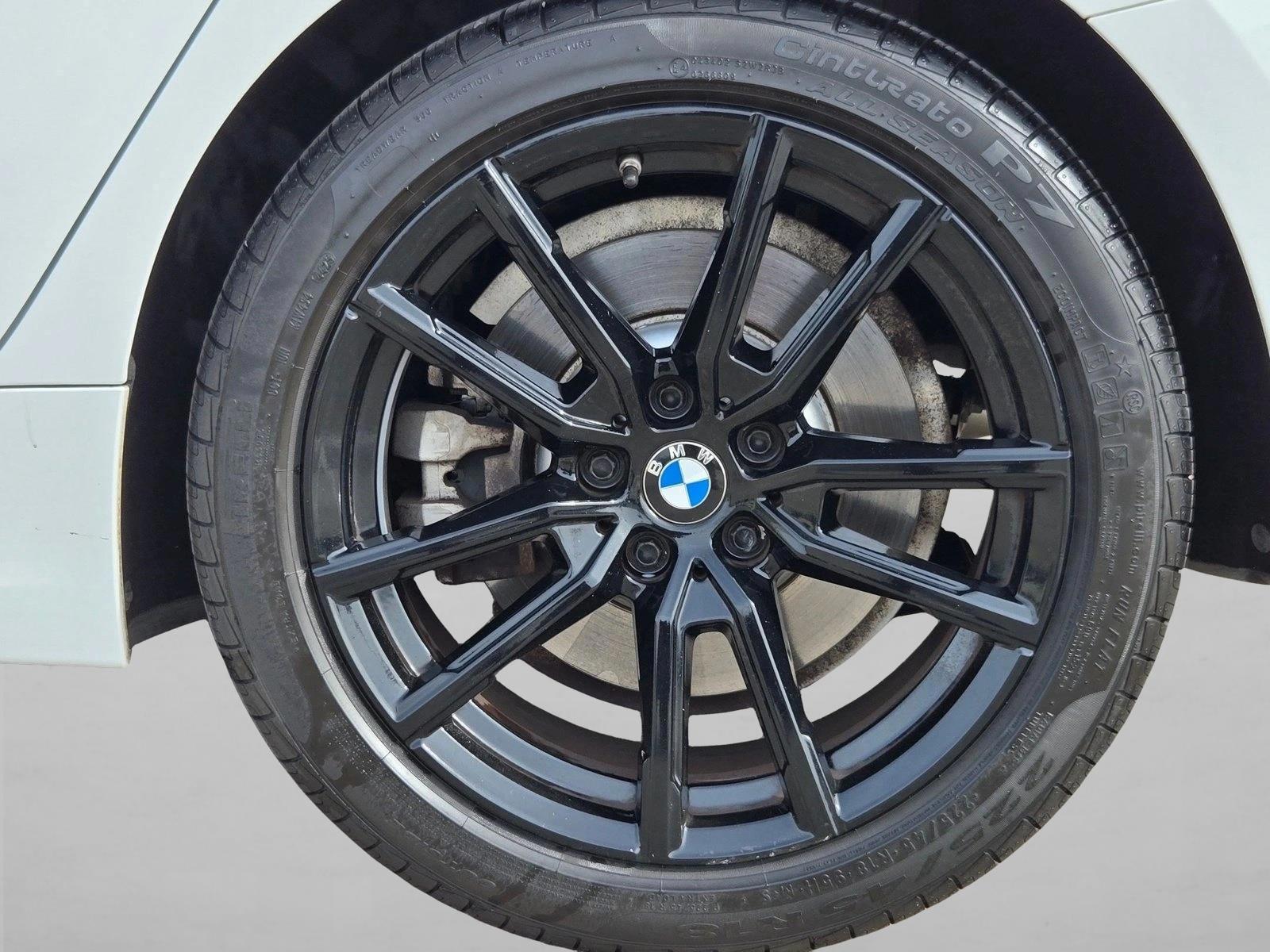 2022 BMW 3 Series 330i - Photo 25