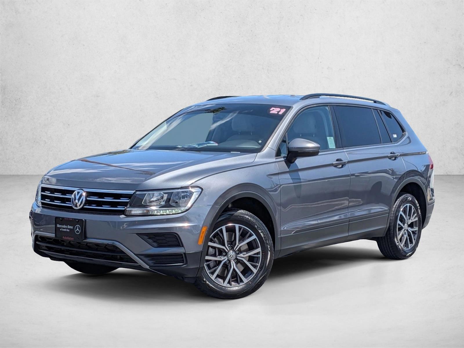 Thumbnail: 2021 Volkswagen Tiguan - 1