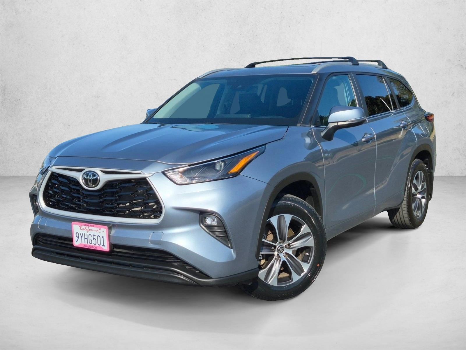 Thumbnail: 2023 Toyota Highlander - 1