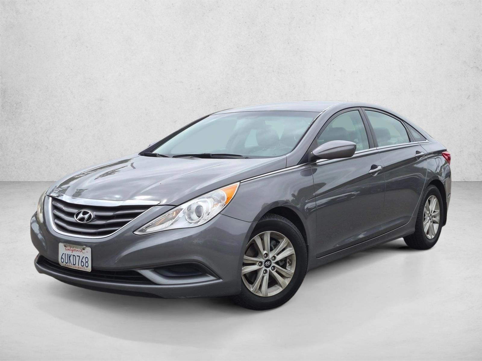 Thumbnail: 2012 Hyundai Sonata - 1