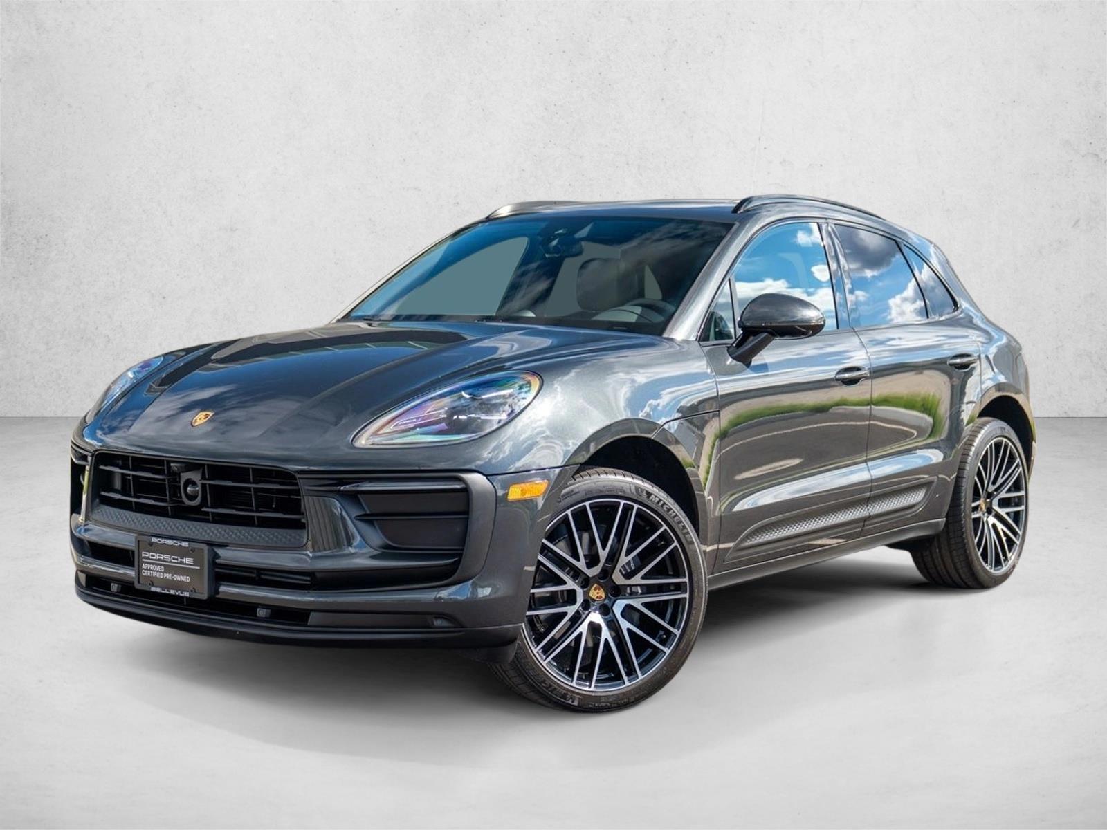 Thumbnail: 2026 Porsche Macan - 1