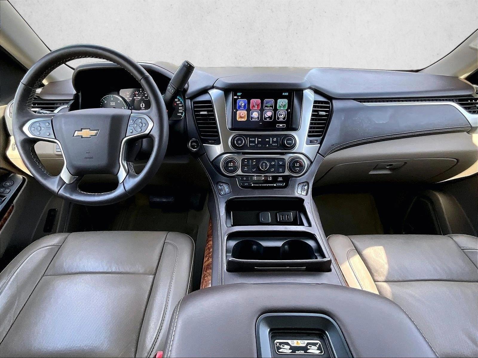 Thumbnail: 2017 Chevrolet Tahoe - 3