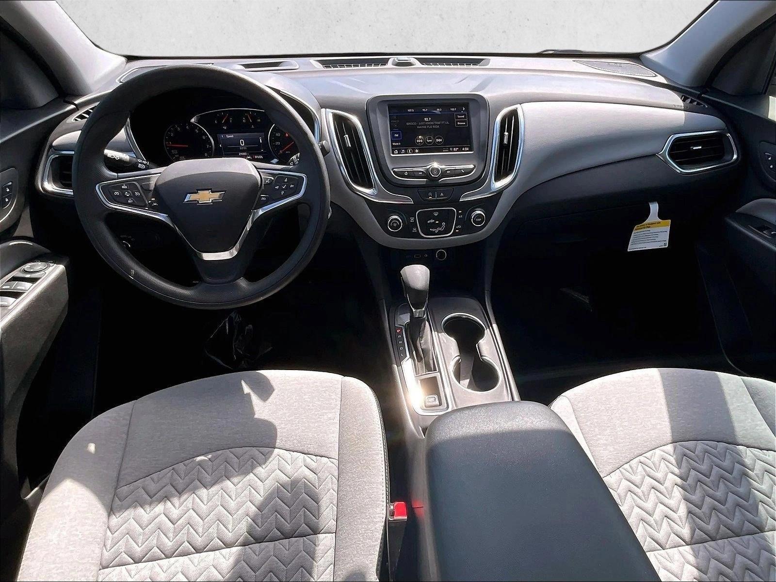 Thumbnail: 2024 Chevrolet Equinox - 4