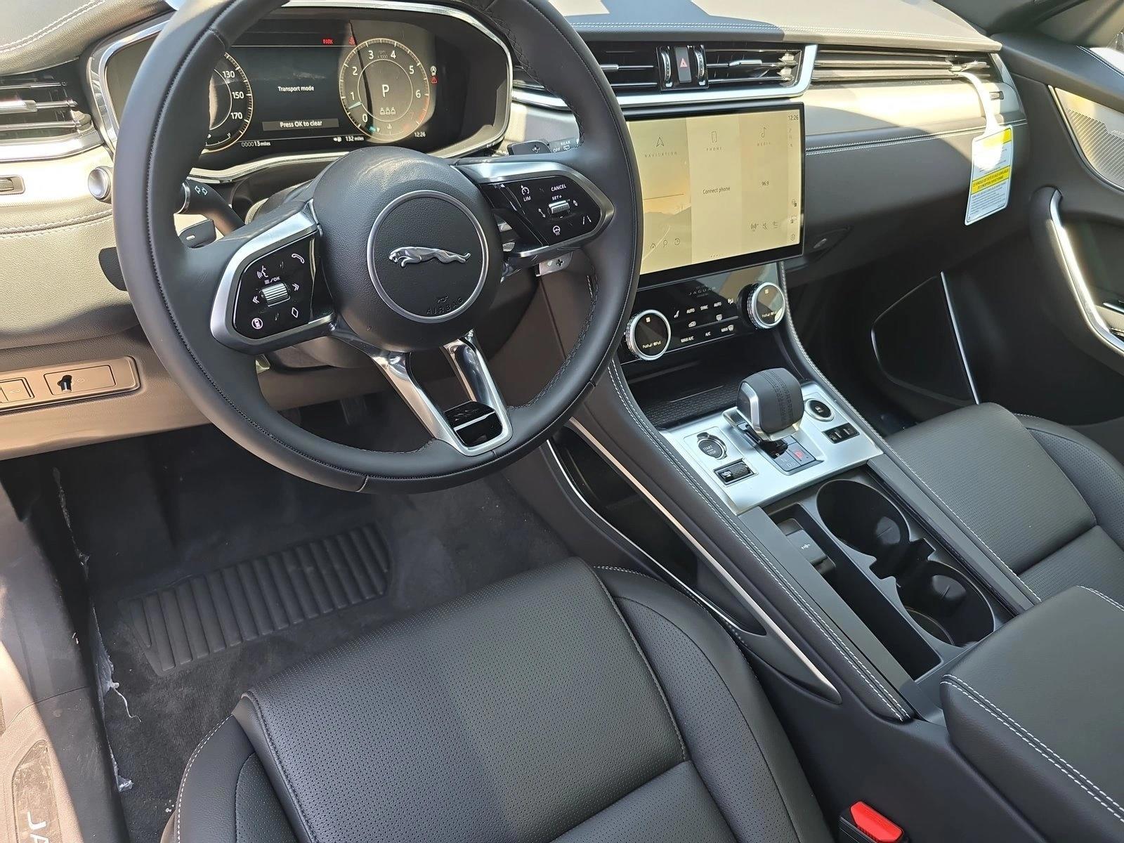 Thumbnail: 2026 Jaguar F-Pace - 4