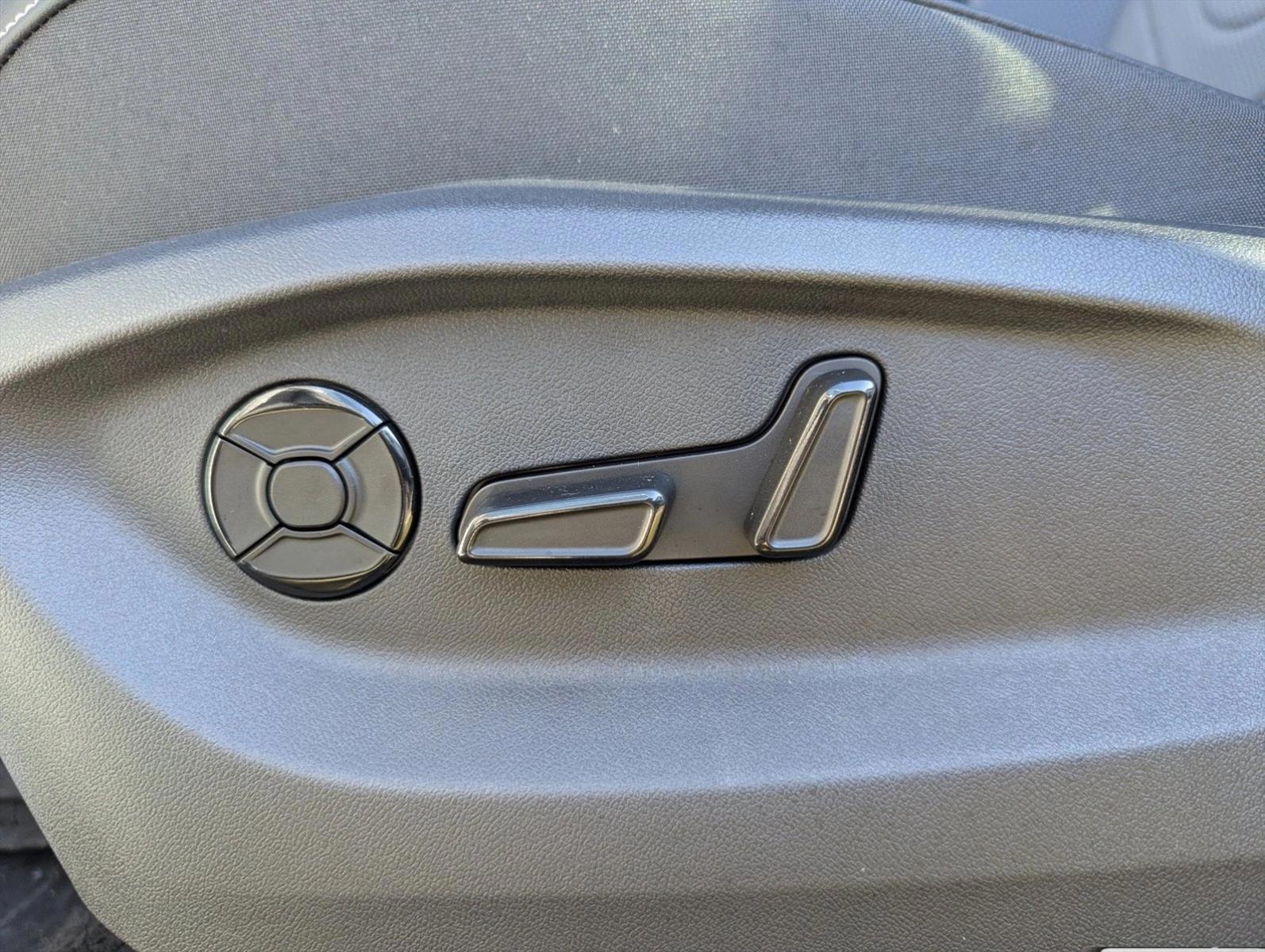 Thumbnail: 2026 Volkswagen Tiguan - 4