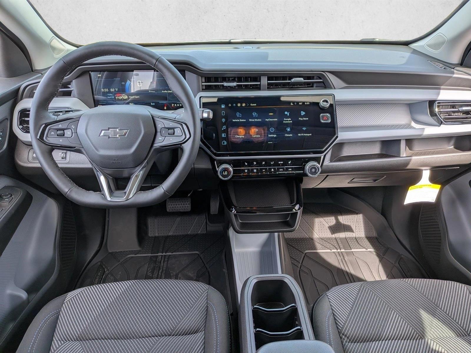 Thumbnail: 2027 Chevrolet Bolt EV - 3