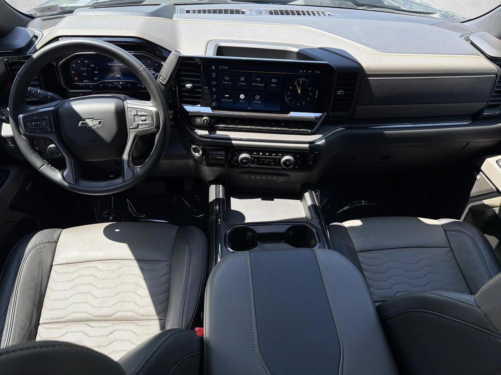 Thumbnail: 2024 Chevrolet Silverado 2500 - 3