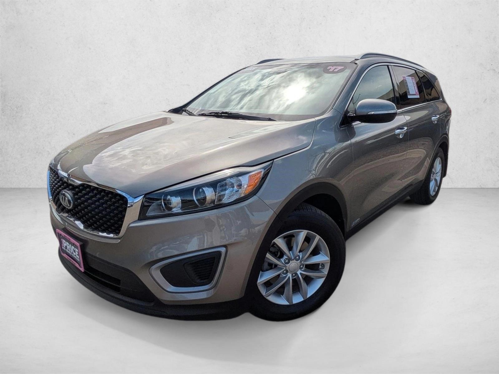 Thumbnail: 2017 Kia Sorento - 1