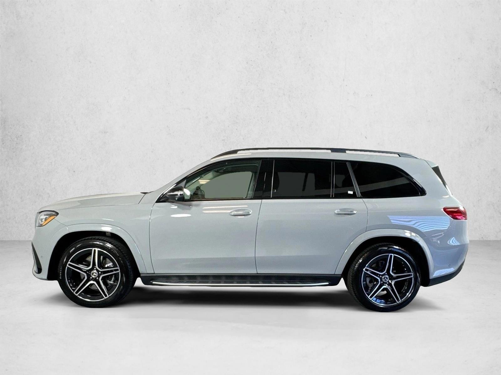 Thumbnail: 2026 Mercedes-Benz GLS - 2