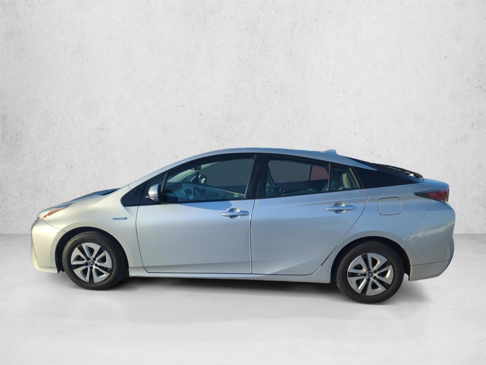 Thumbnail: 2017 Toyota Prius - 2