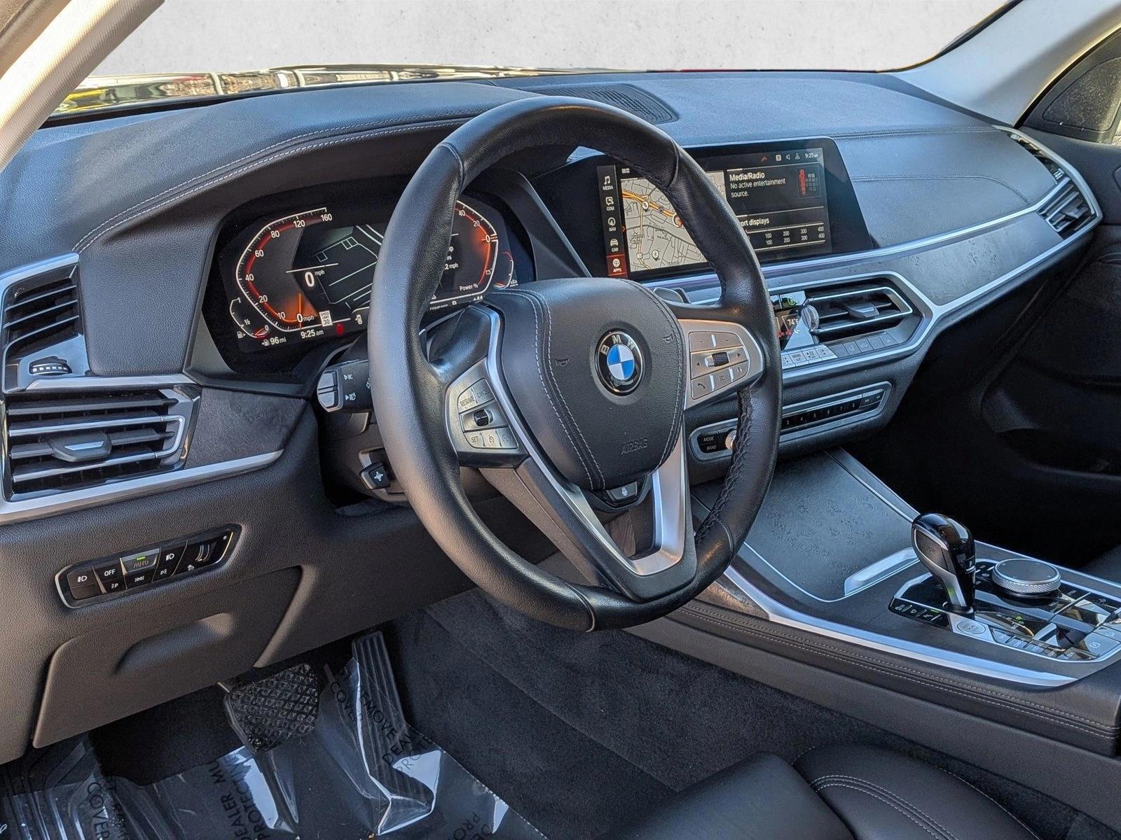 Thumbnail: 2022 BMW X7 - 3