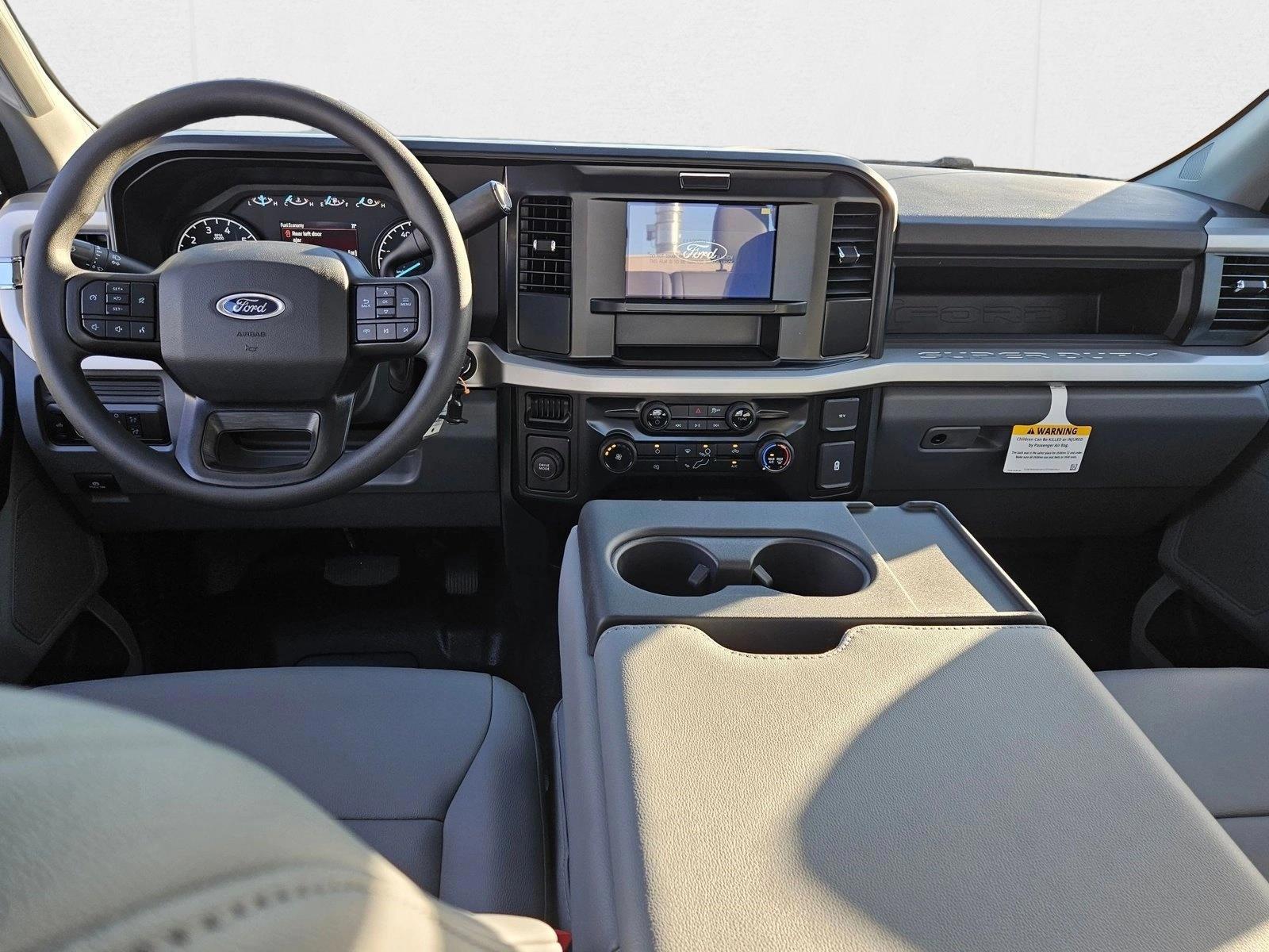 Thumbnail: 2026 Ford Econoline - 3