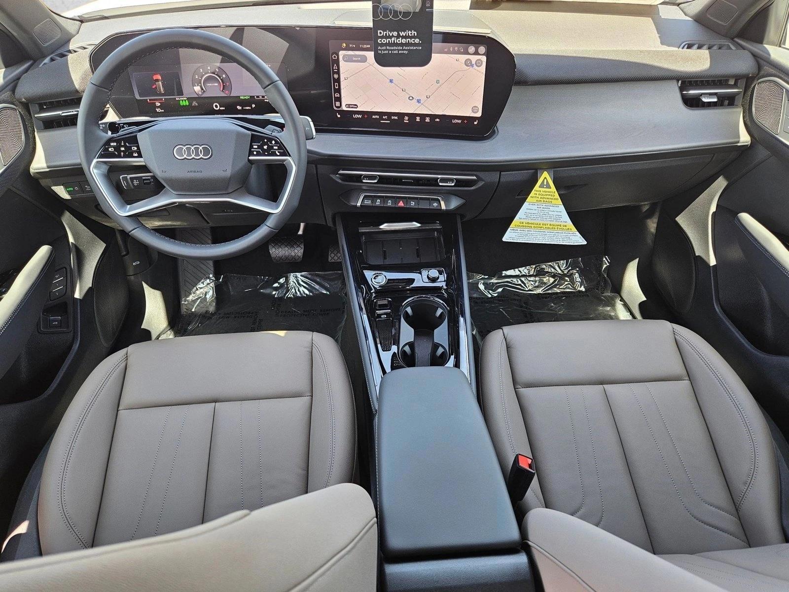 Thumbnail: 2026 Audi Q3 - 4